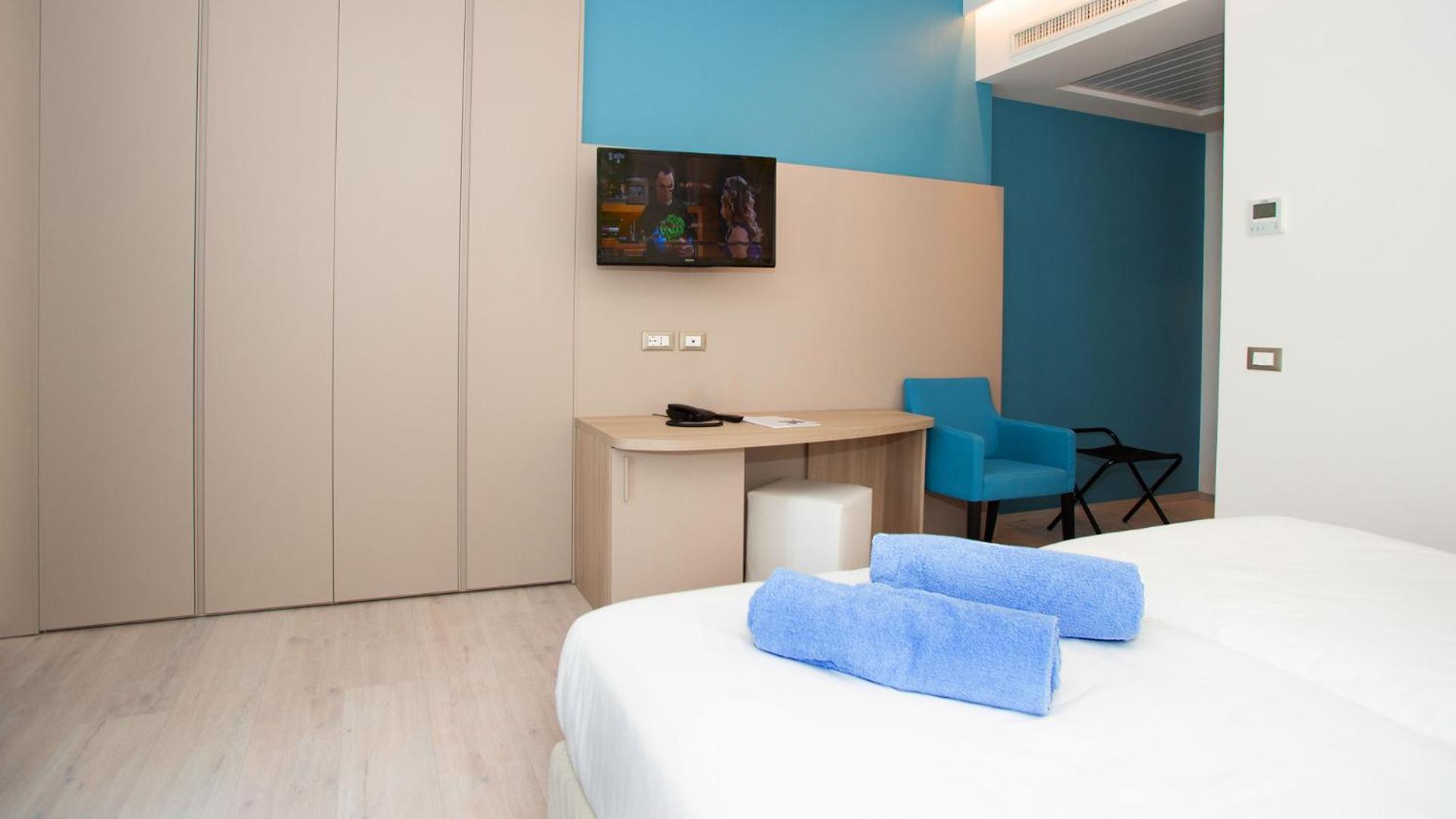 Classic Twin Room