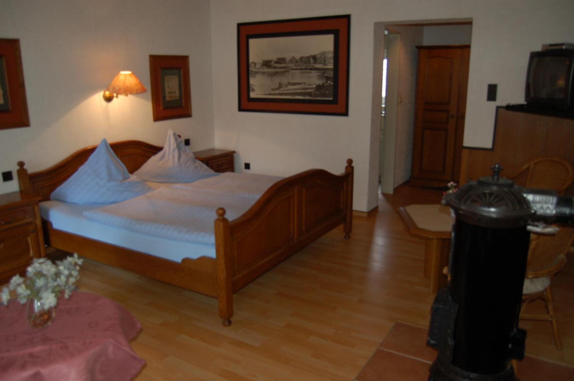 Double Room - Photo 2