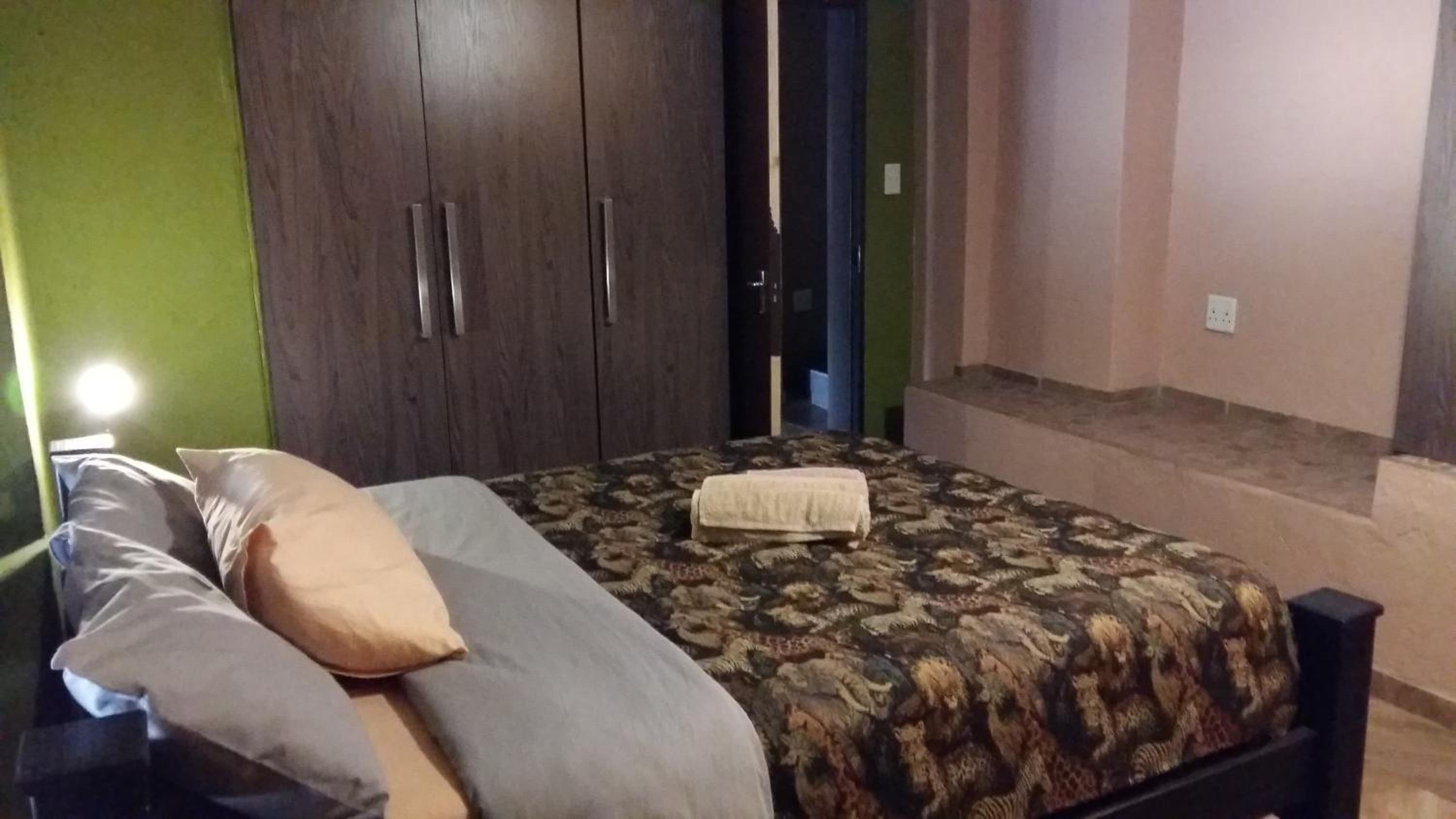 Superior Suite - Photo 2