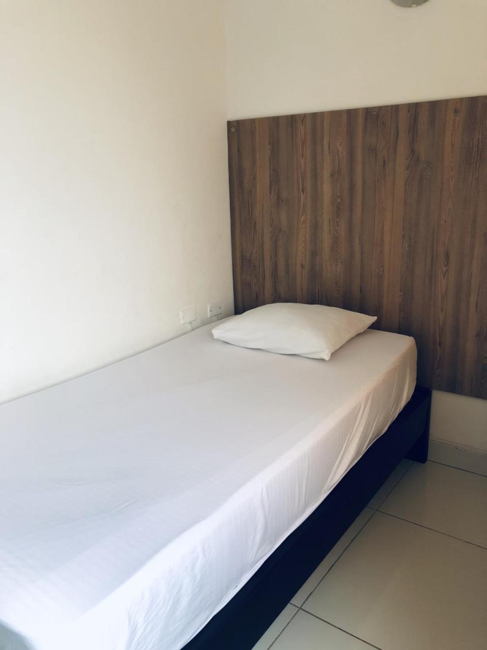 Single Room photo 2