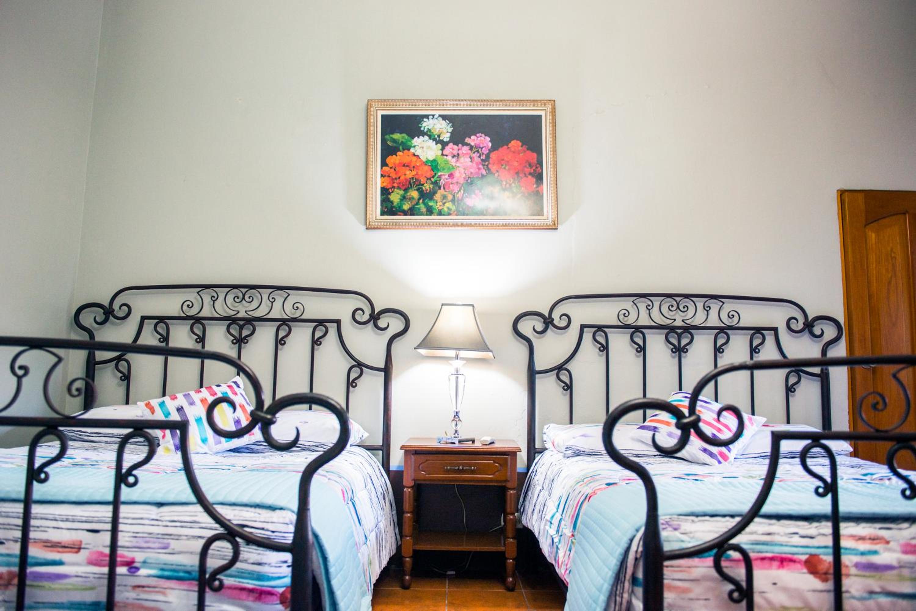 Twin Room with Private Bathroom photo 1