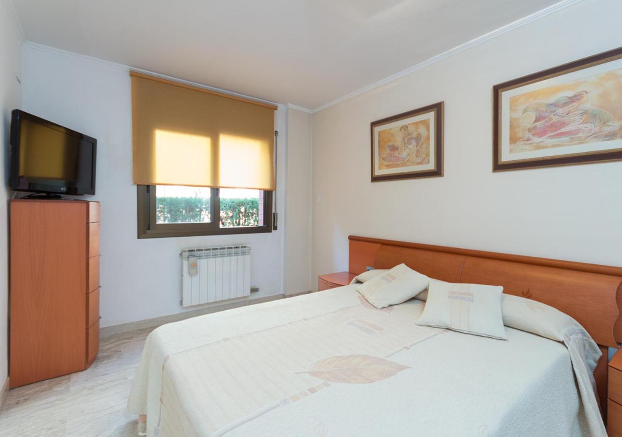 Three-Bedroom Apartment - Photo 9