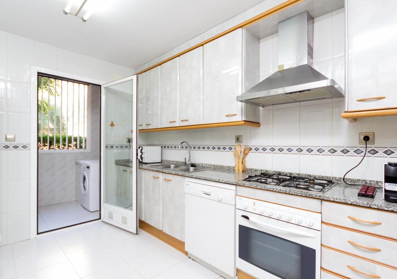 Three-Bedroom Apartment - Photo 12