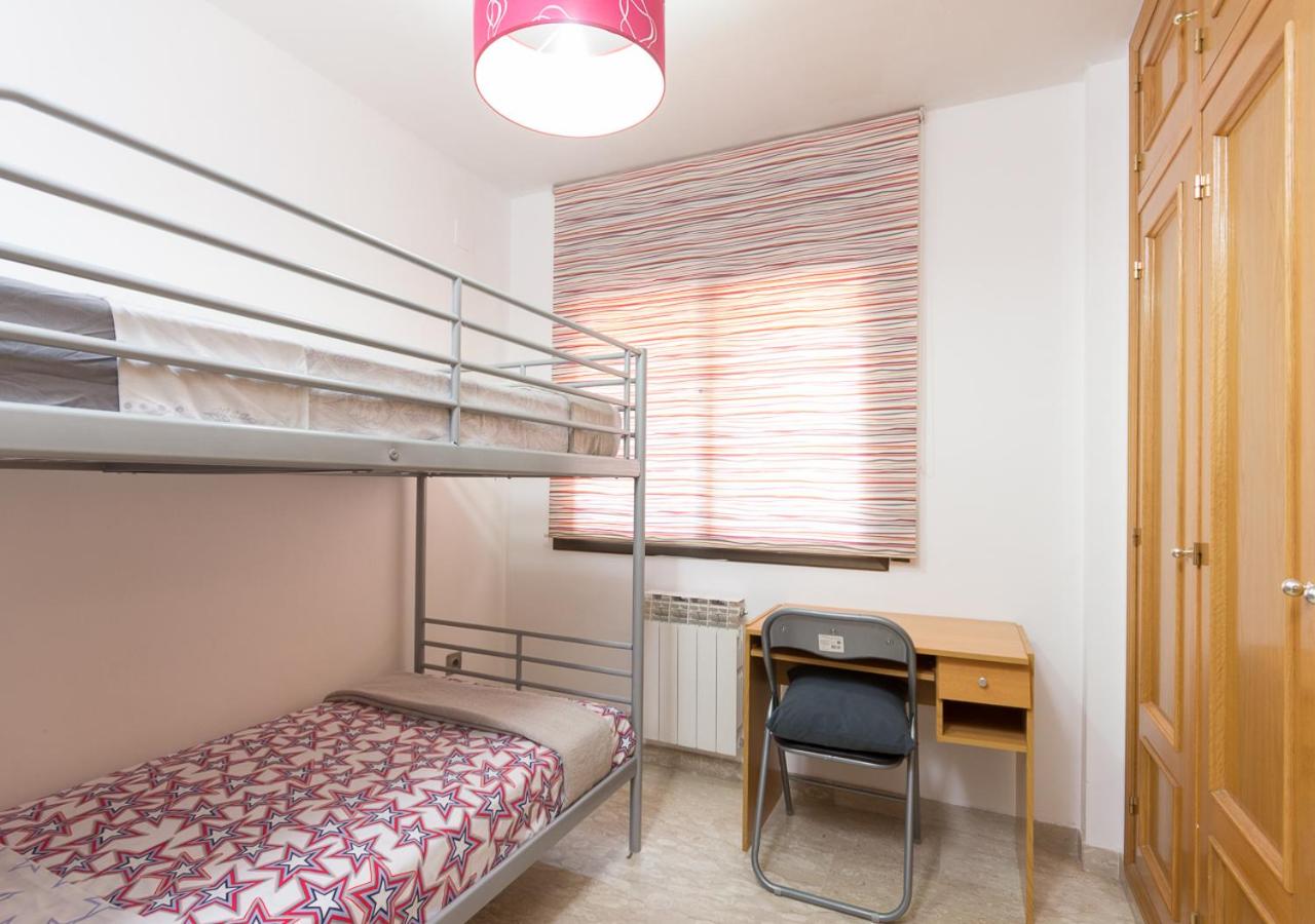 Three-Bedroom Apartment - Photo 20