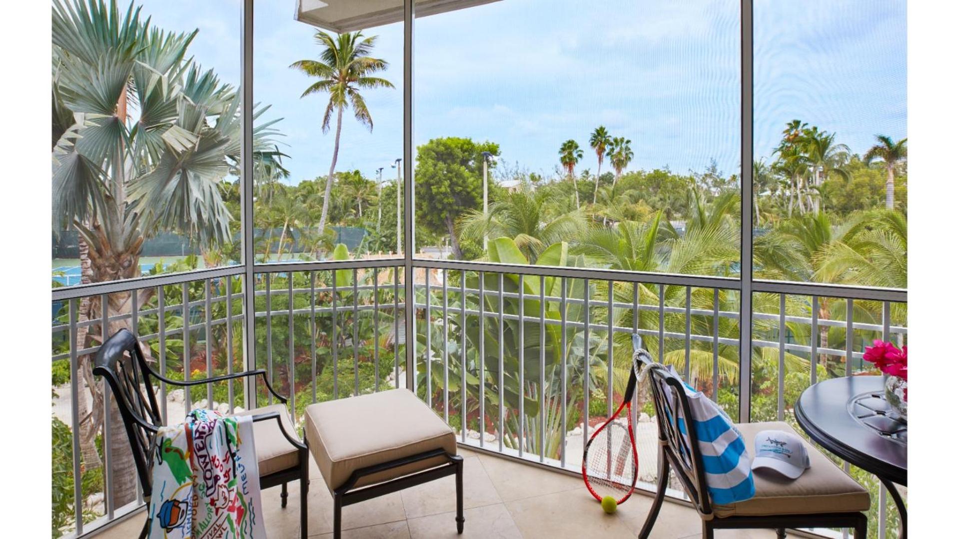 Resort View Double Queen Guestroom - Photo 5