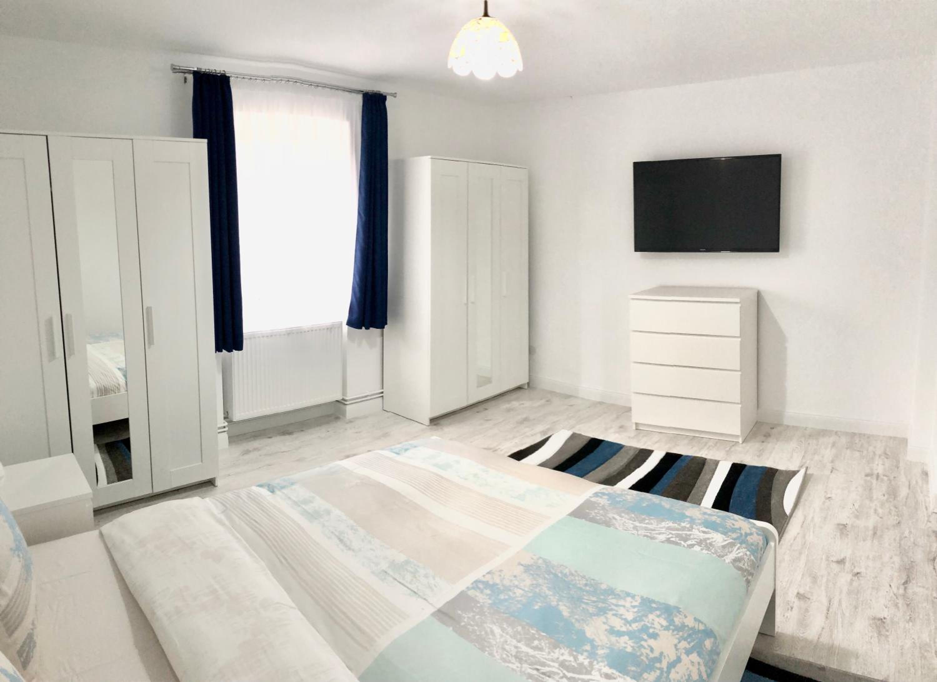 Apartment - Photo 17