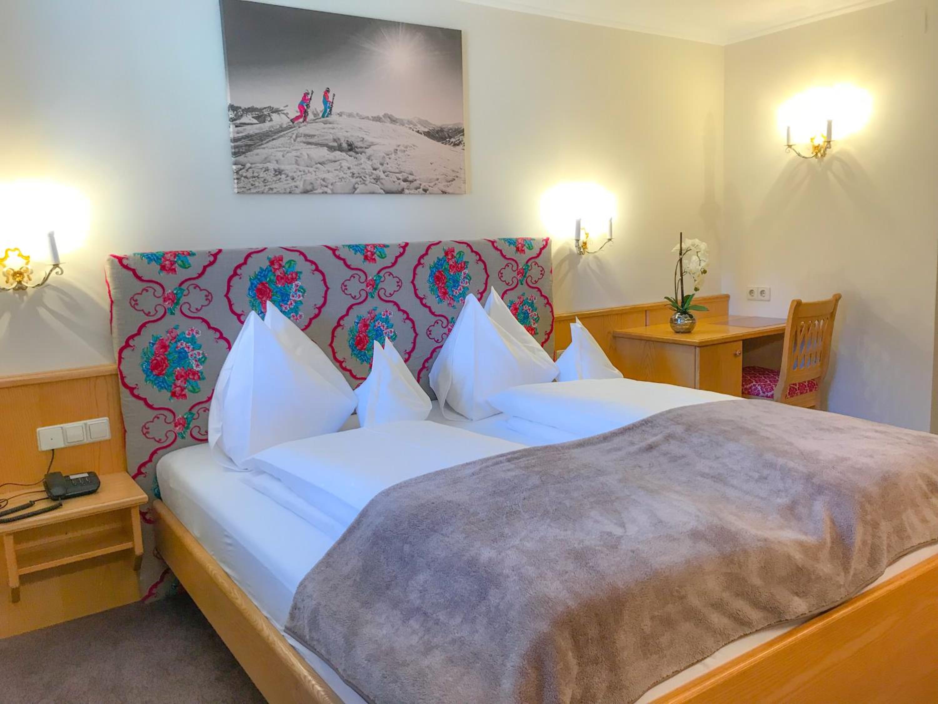 Double Room with Mountain View