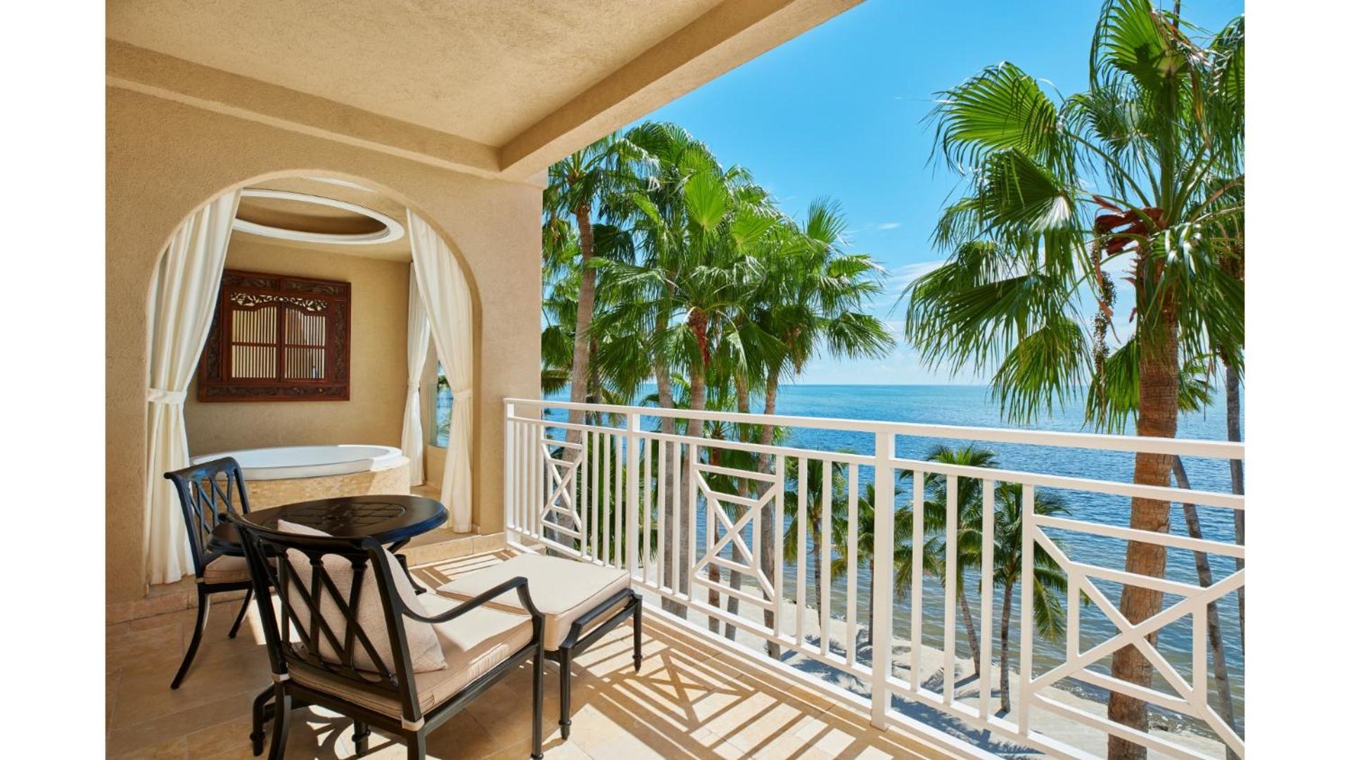 Lodge Oceanfront Double Queen Suite - Photo 2