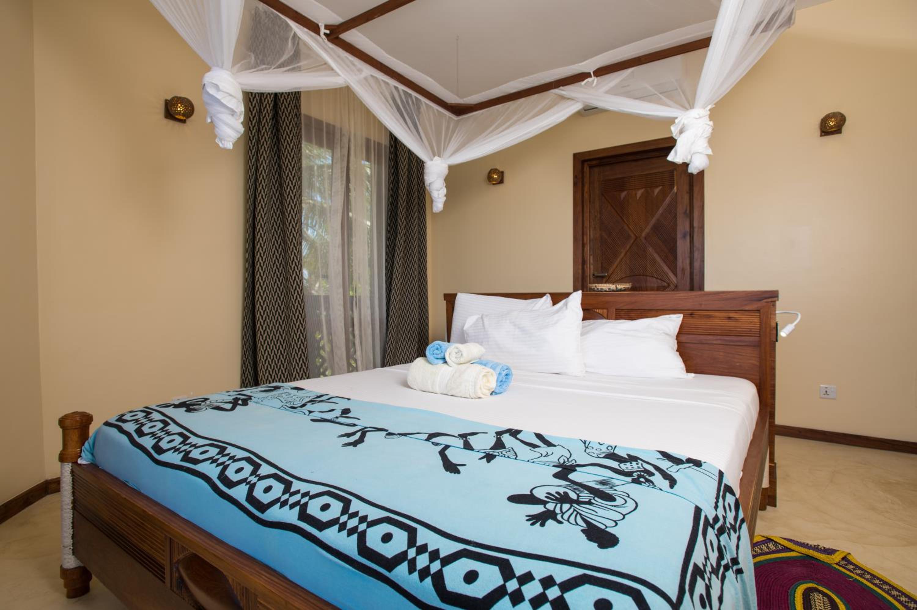 Queen Room with Sea View