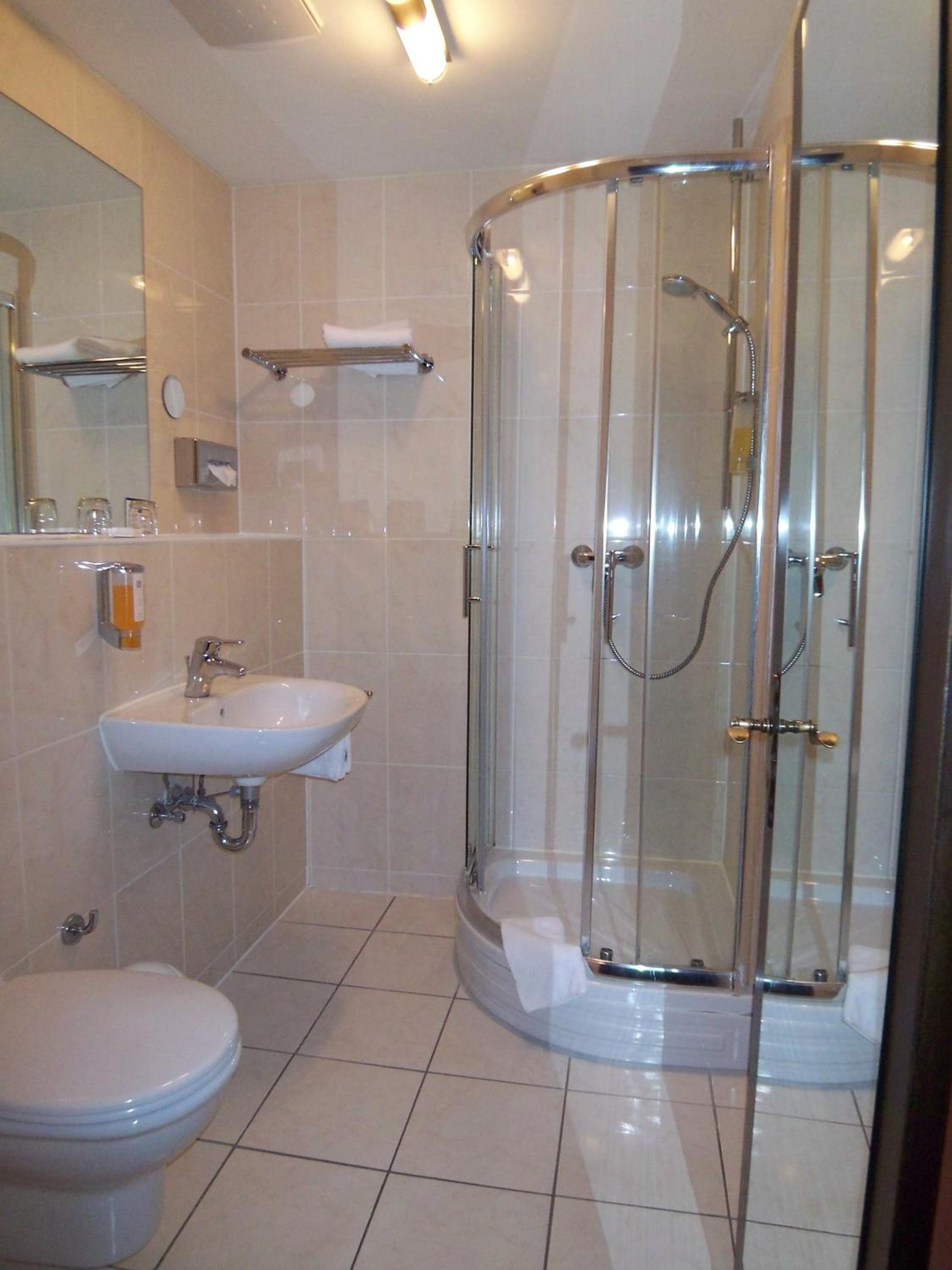 Business Room - Photo 3