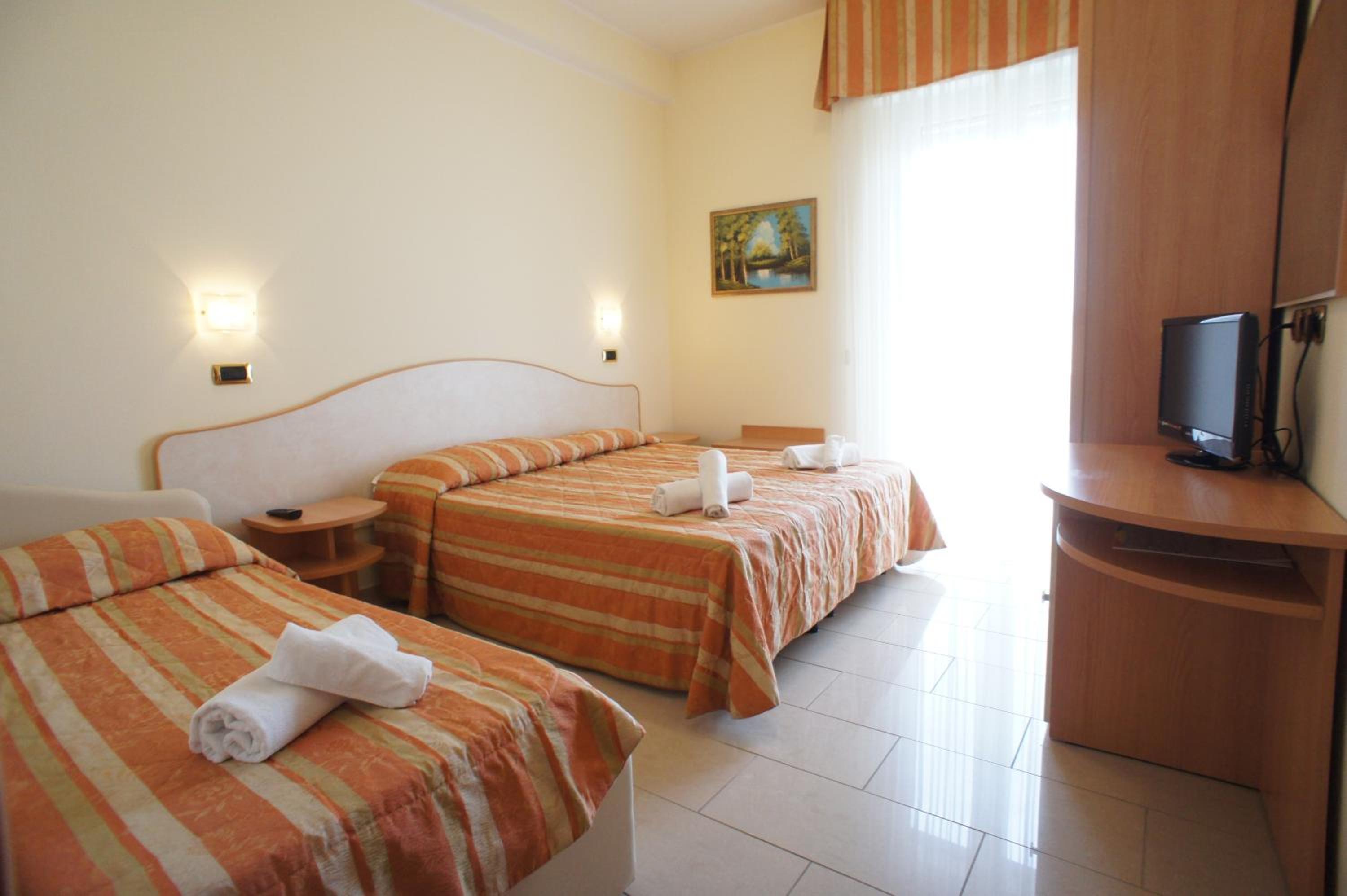 Triple Room - Photo 4