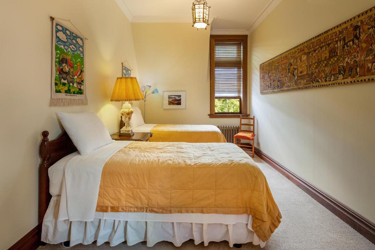 Two-Bedroom Suite photo 1