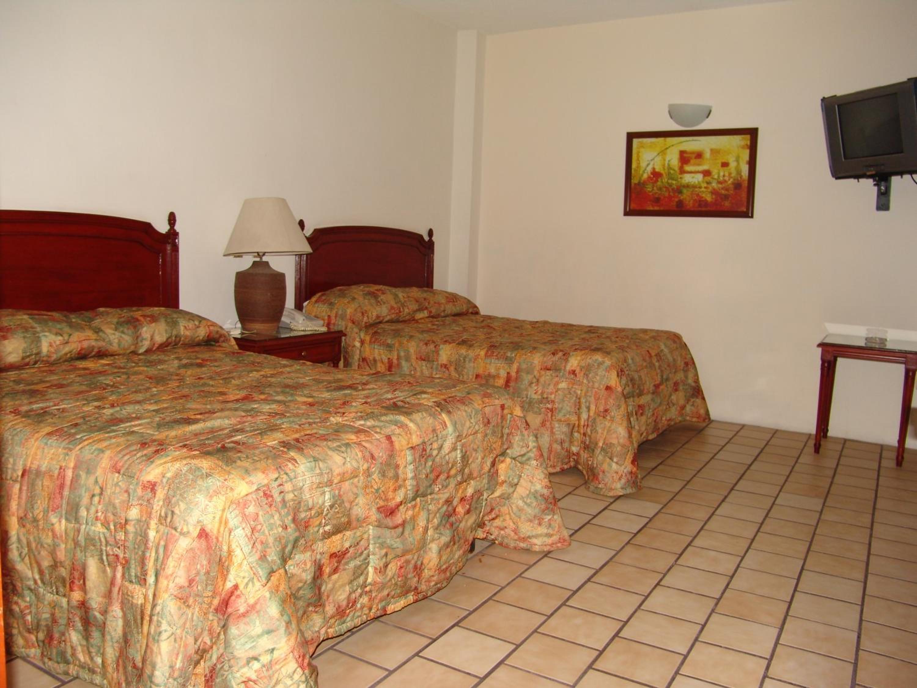 Double Room with Two Double Beds photo 1