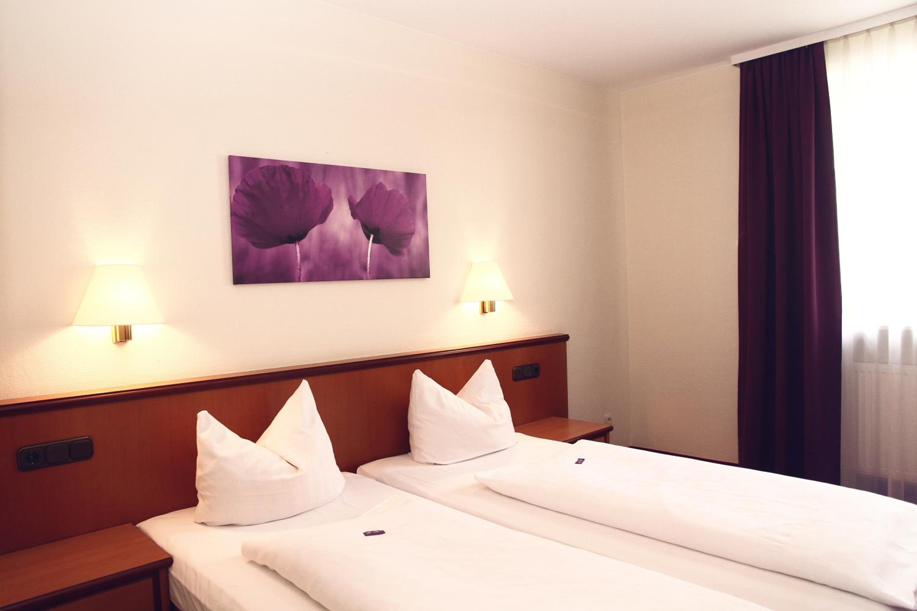 Double Room - Photo 3