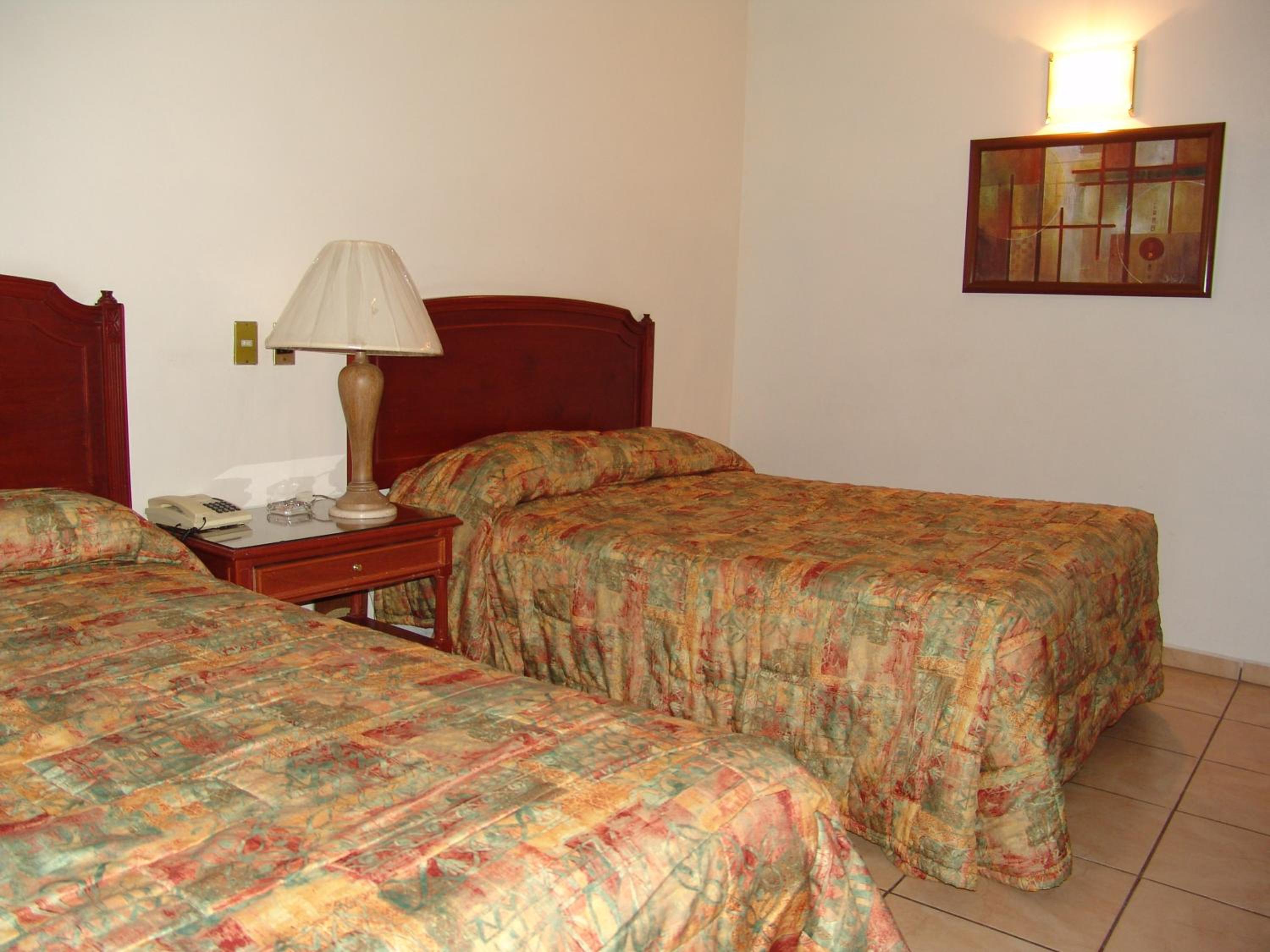 Double Room with Two Double Beds photo 3