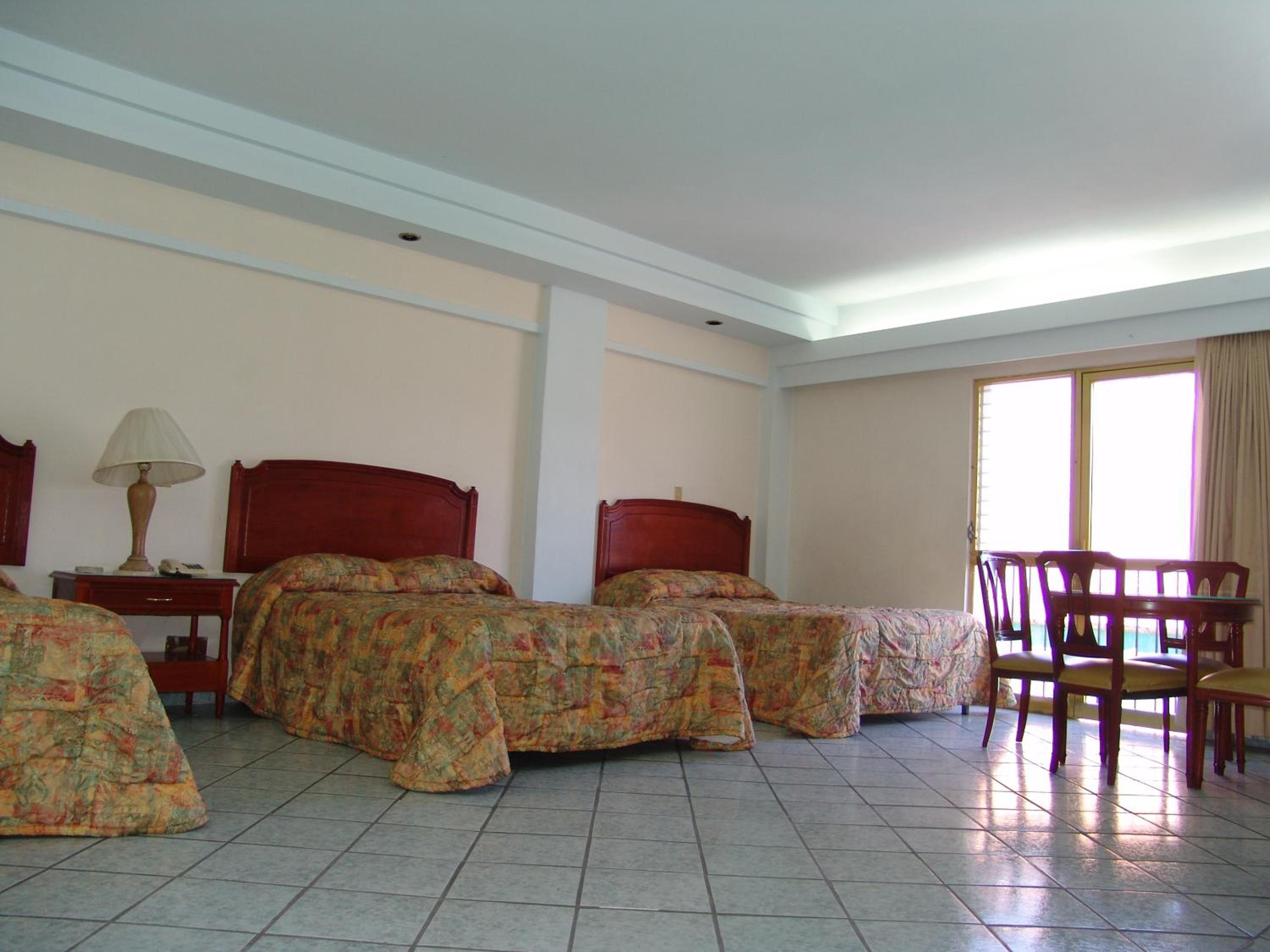 Triple Room photo 3
