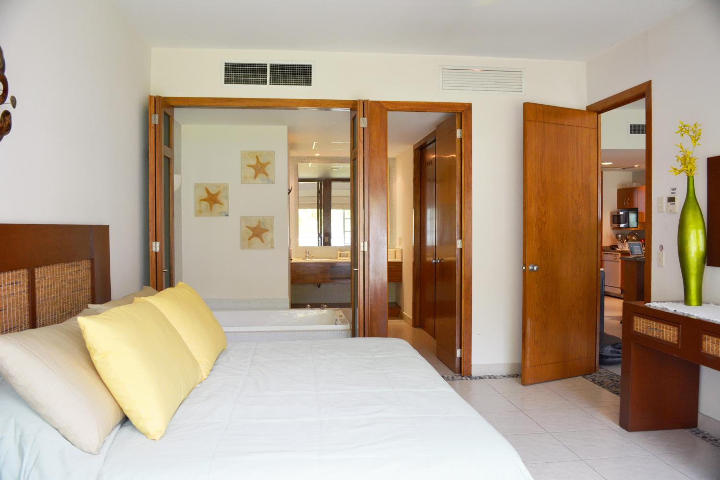 Apartment - Photo 30