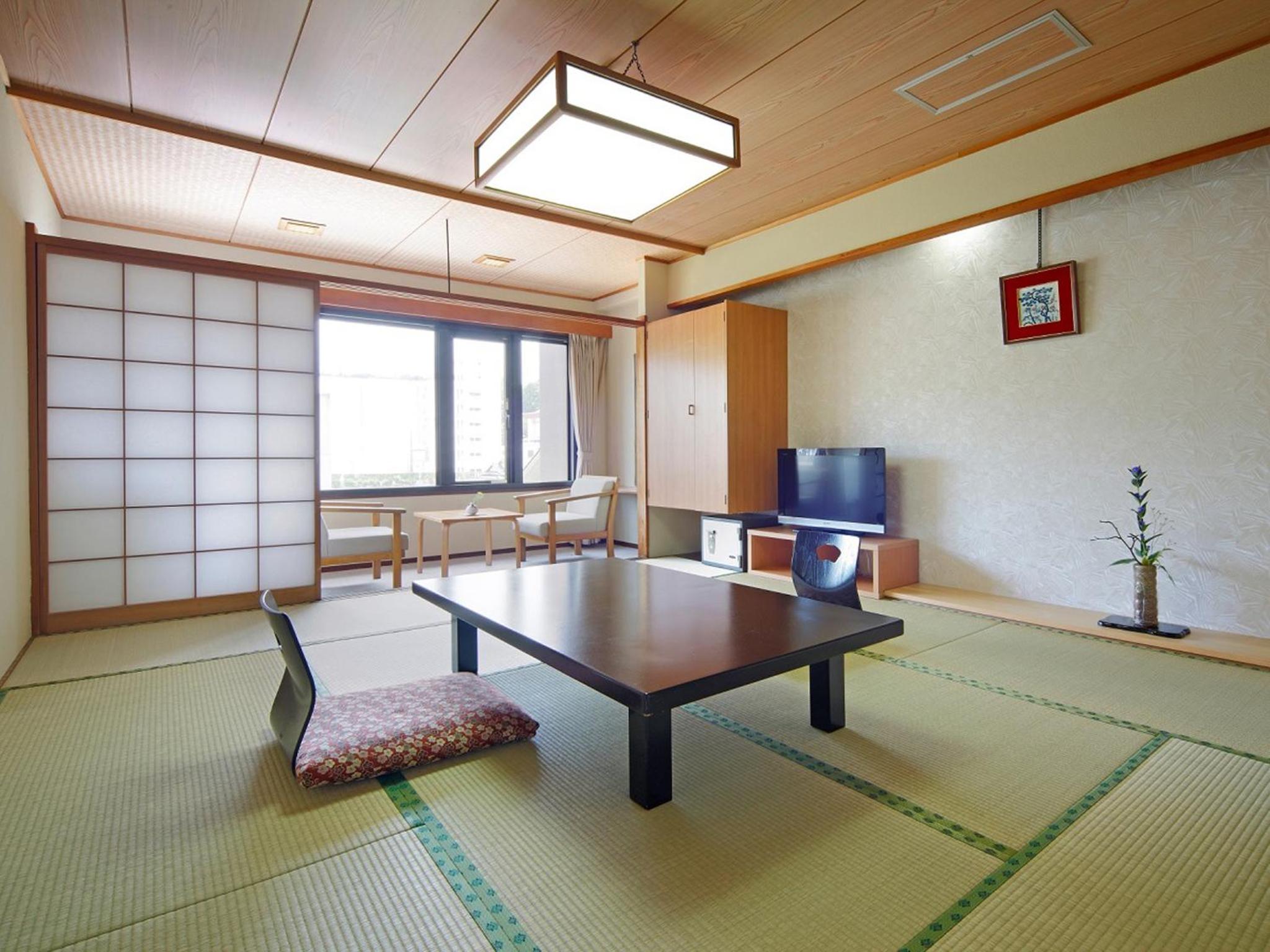 Economy Quadruple Room photo 2