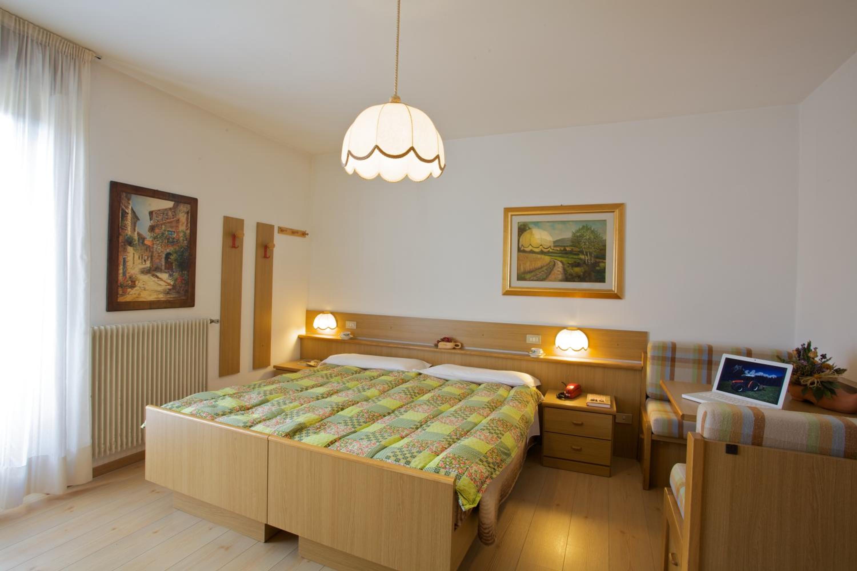 Double or Twin Room - Photo 4