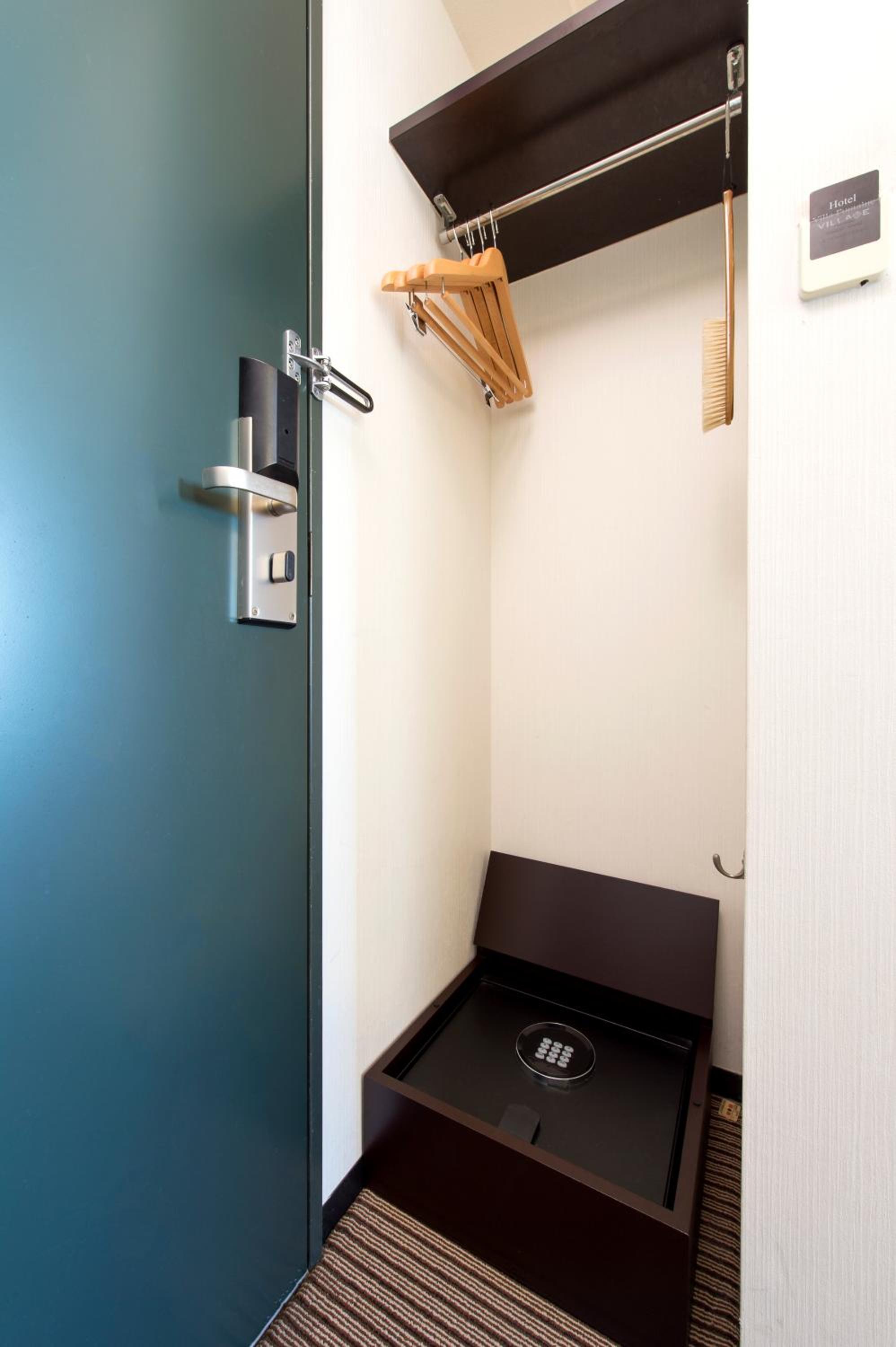 Renovated Double Room - Non-Smoking photo 3