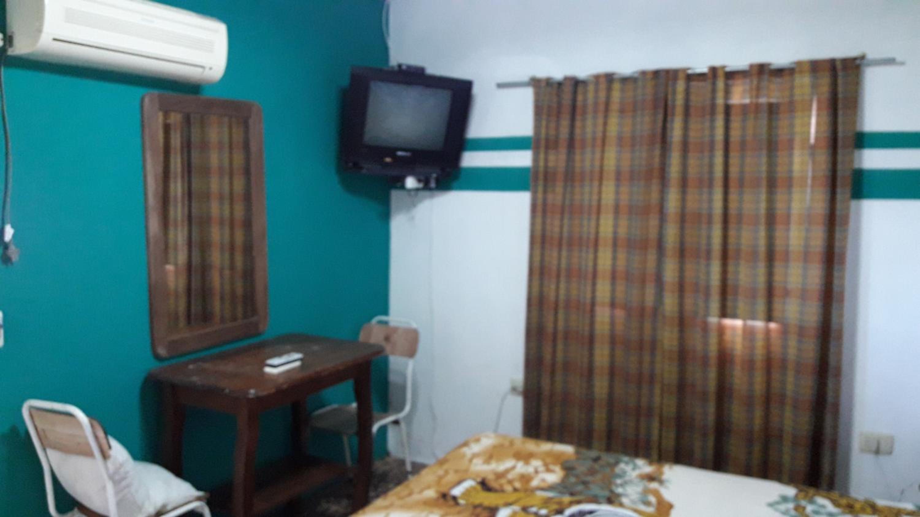 Standard Queen Room photo 2