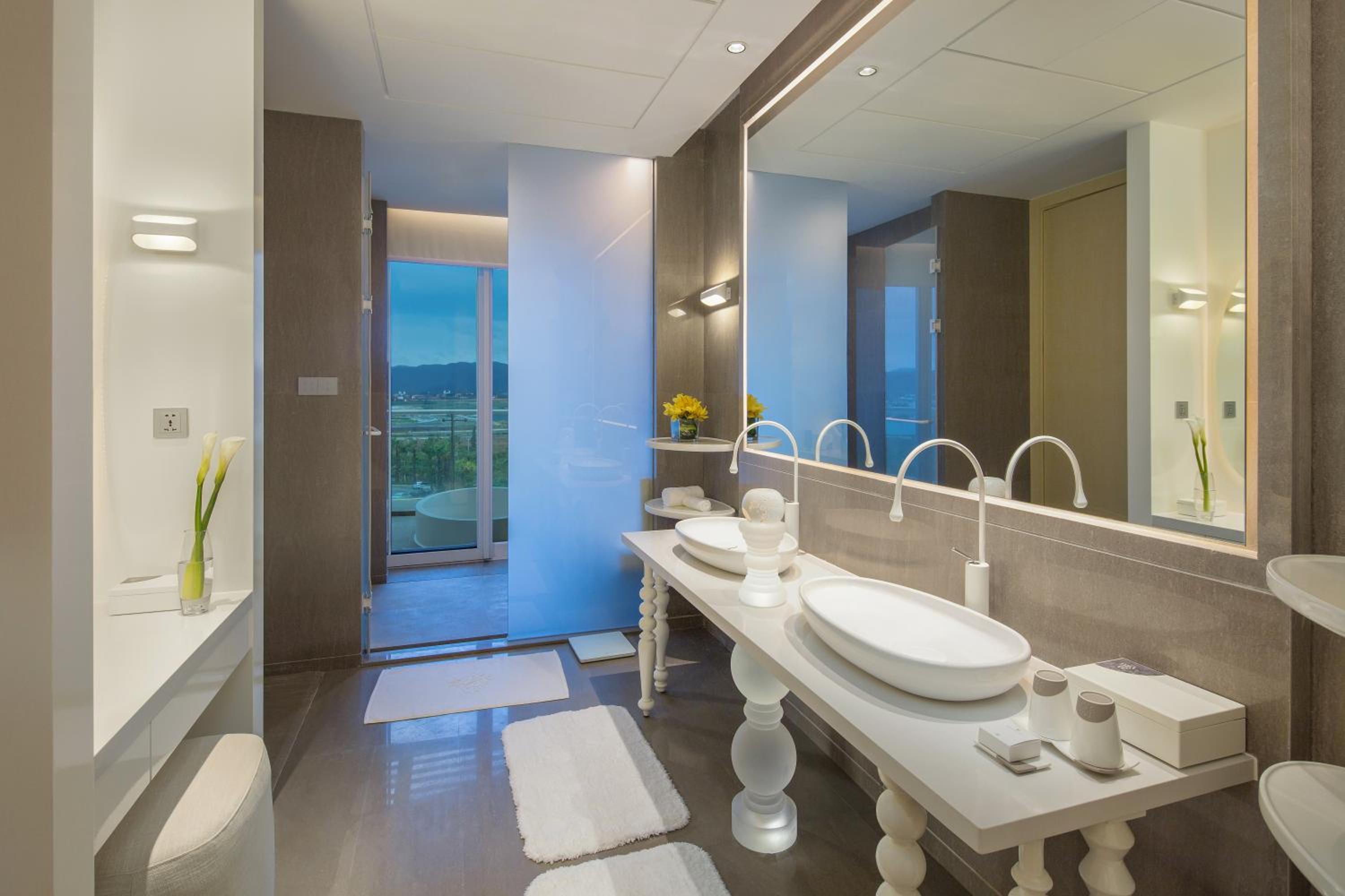 Family Ocean View Loft Suite photo 1