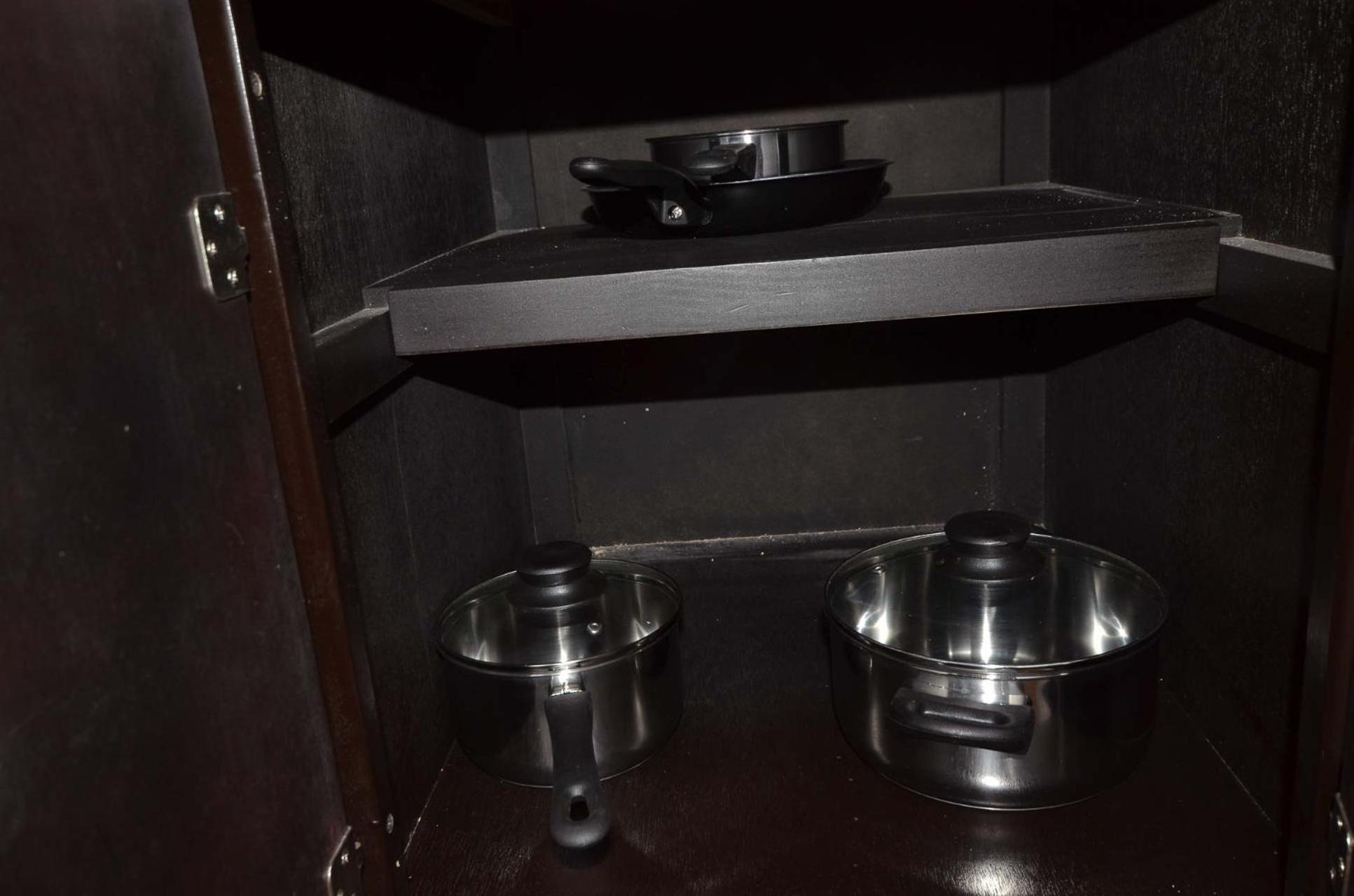 Standard Suite - Photo 2
