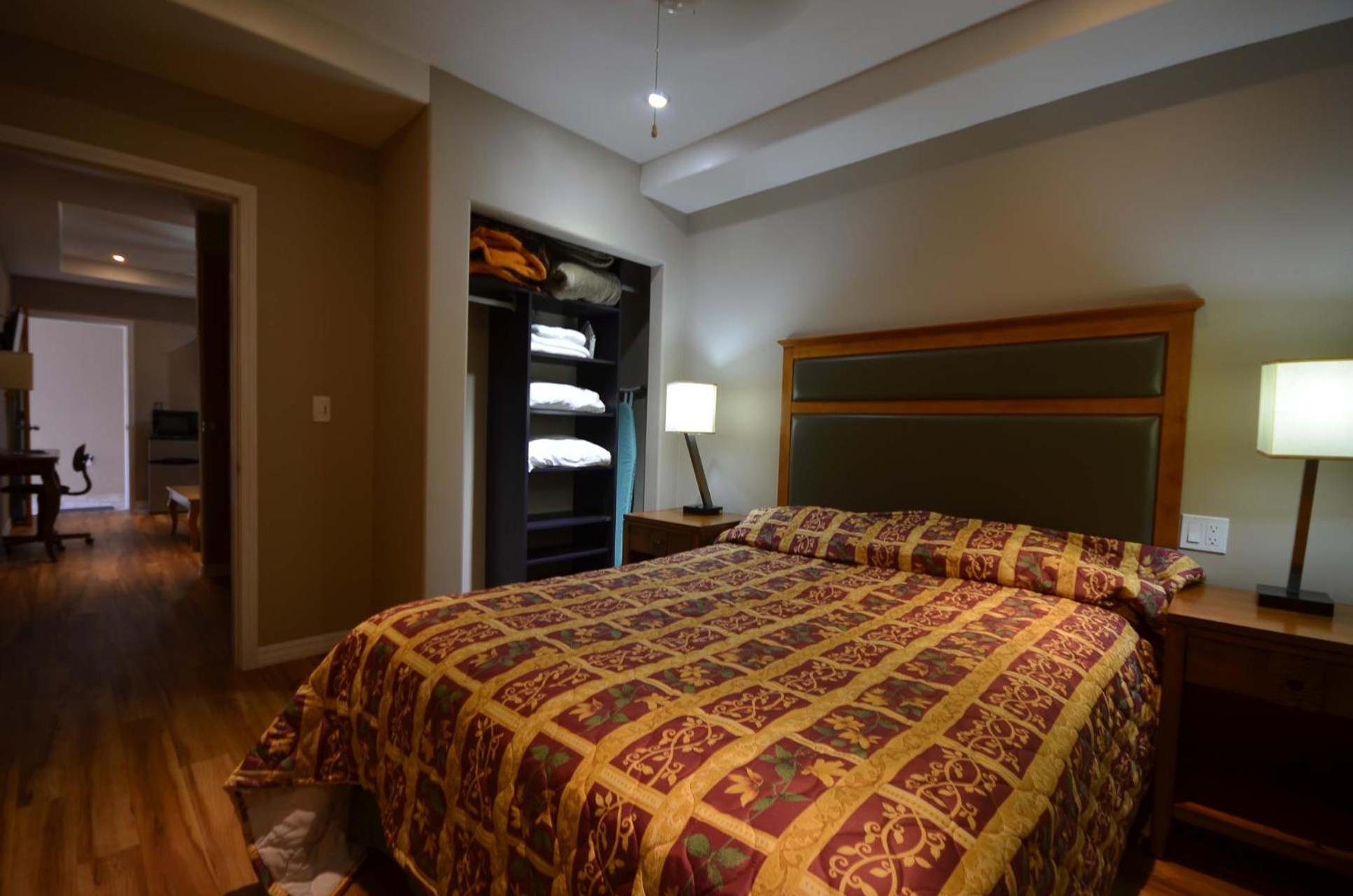 Standard Suite - Photo 20