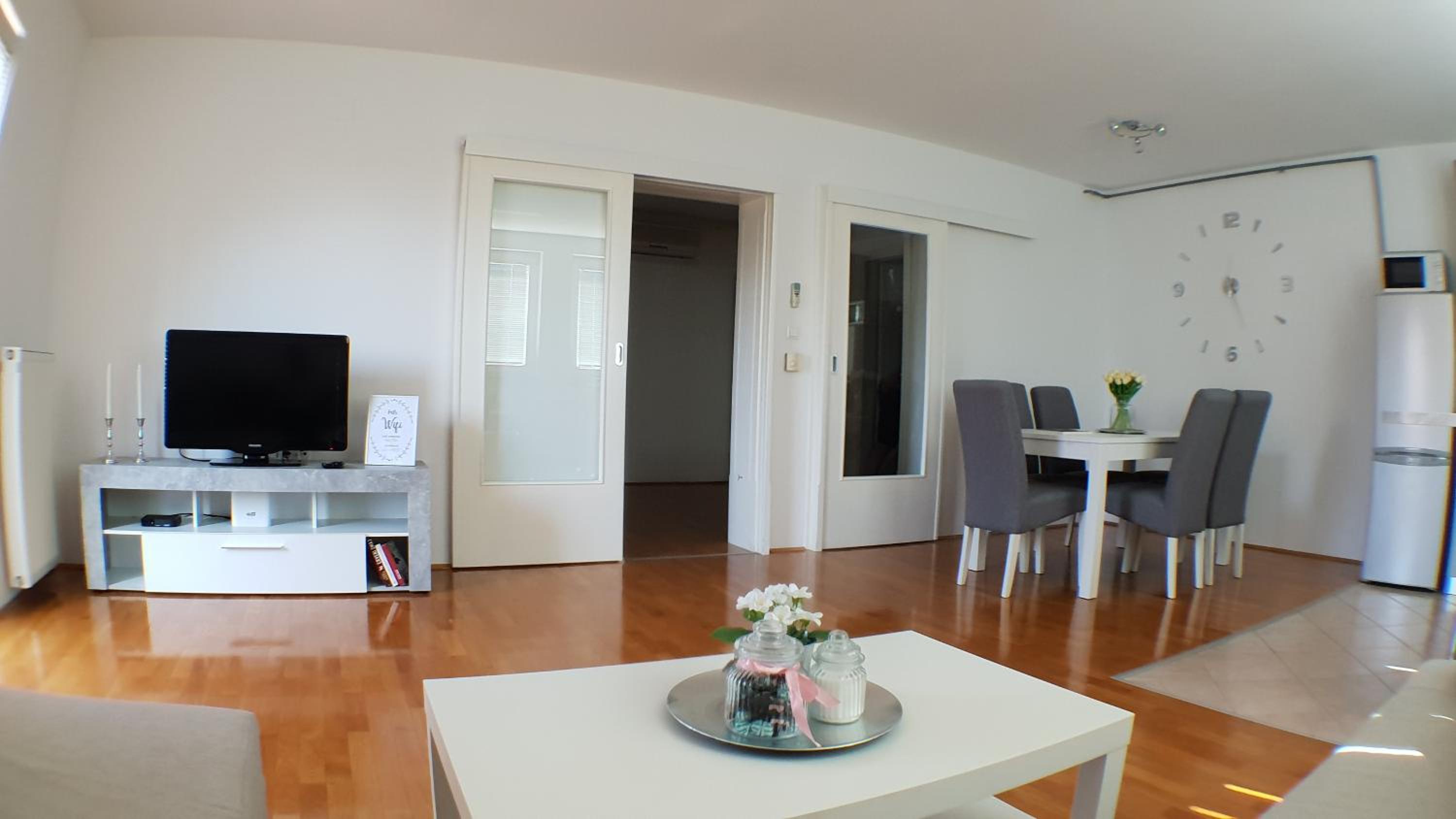 Apartment with Balcony