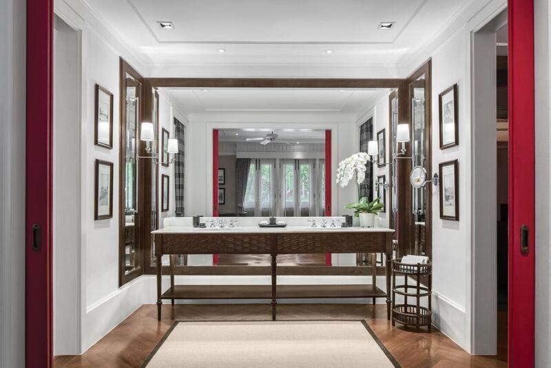 Louis Leonowens Pool Suite - Photo 12