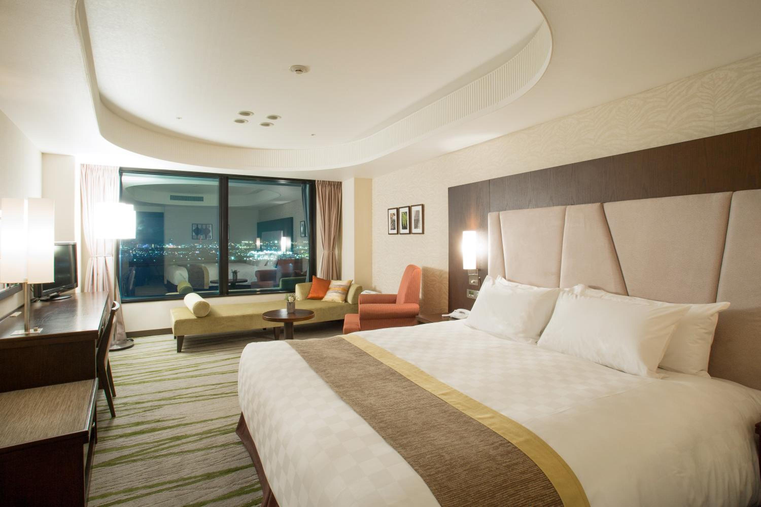 Executive Double Room 34F - Non-Smoking - Photo 2