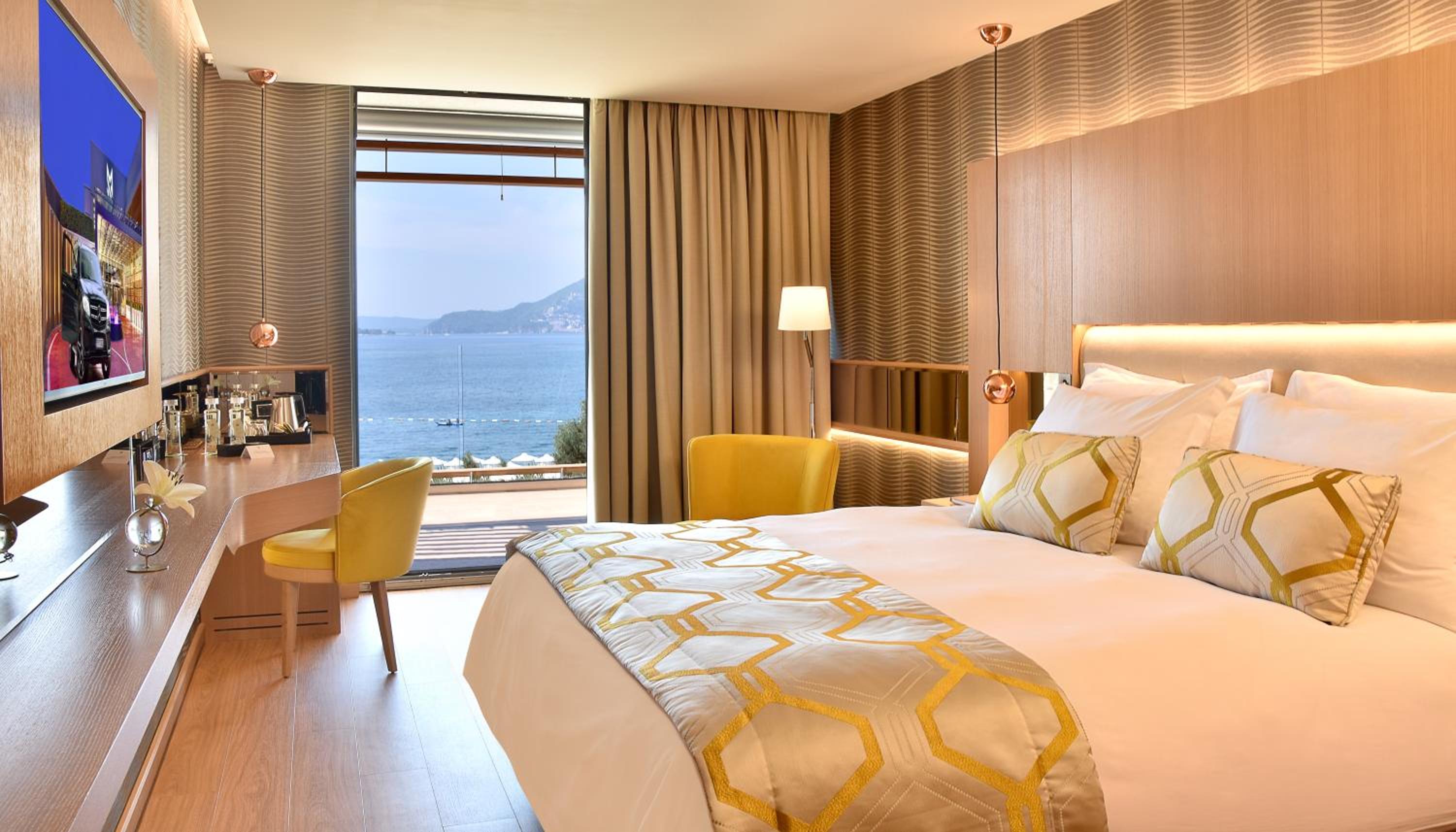 Double Room with Sea View - Photo 2