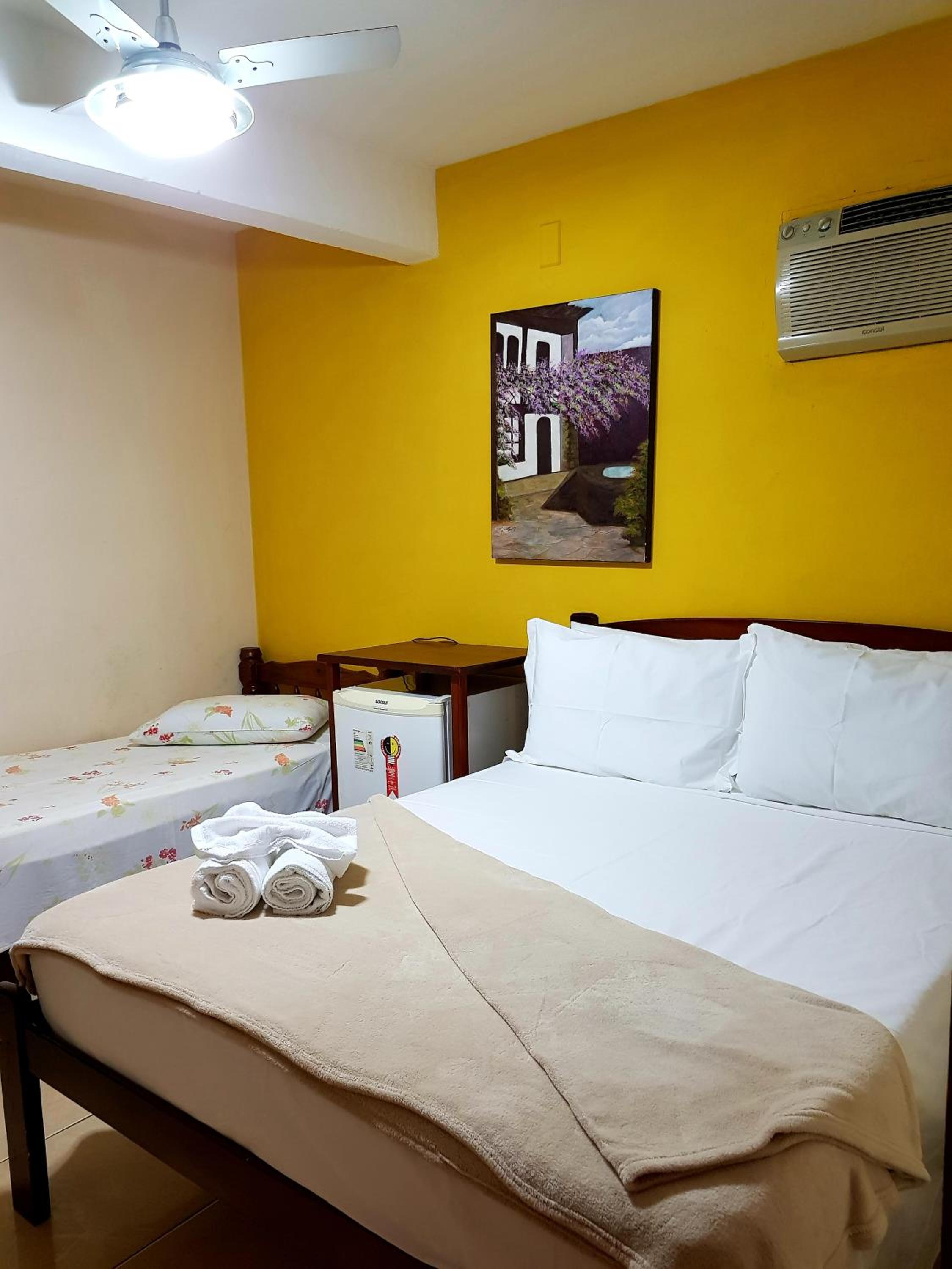 Triple Economy Room