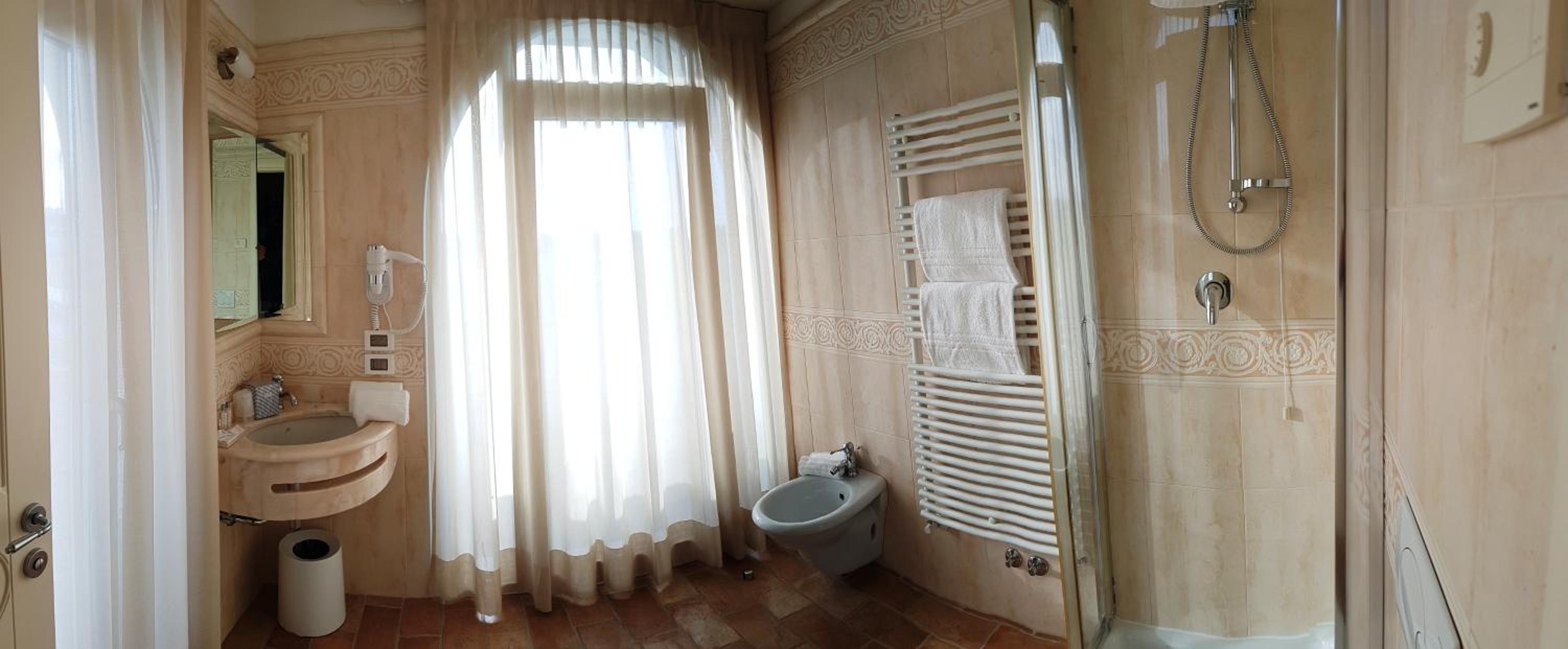 Junior Suite with Terrace photo 2