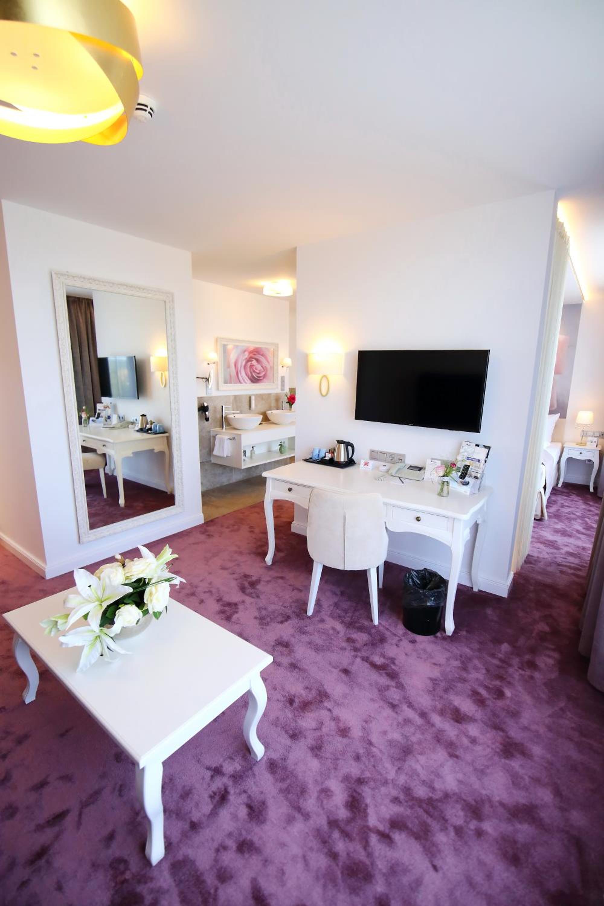 King Suite photo 3