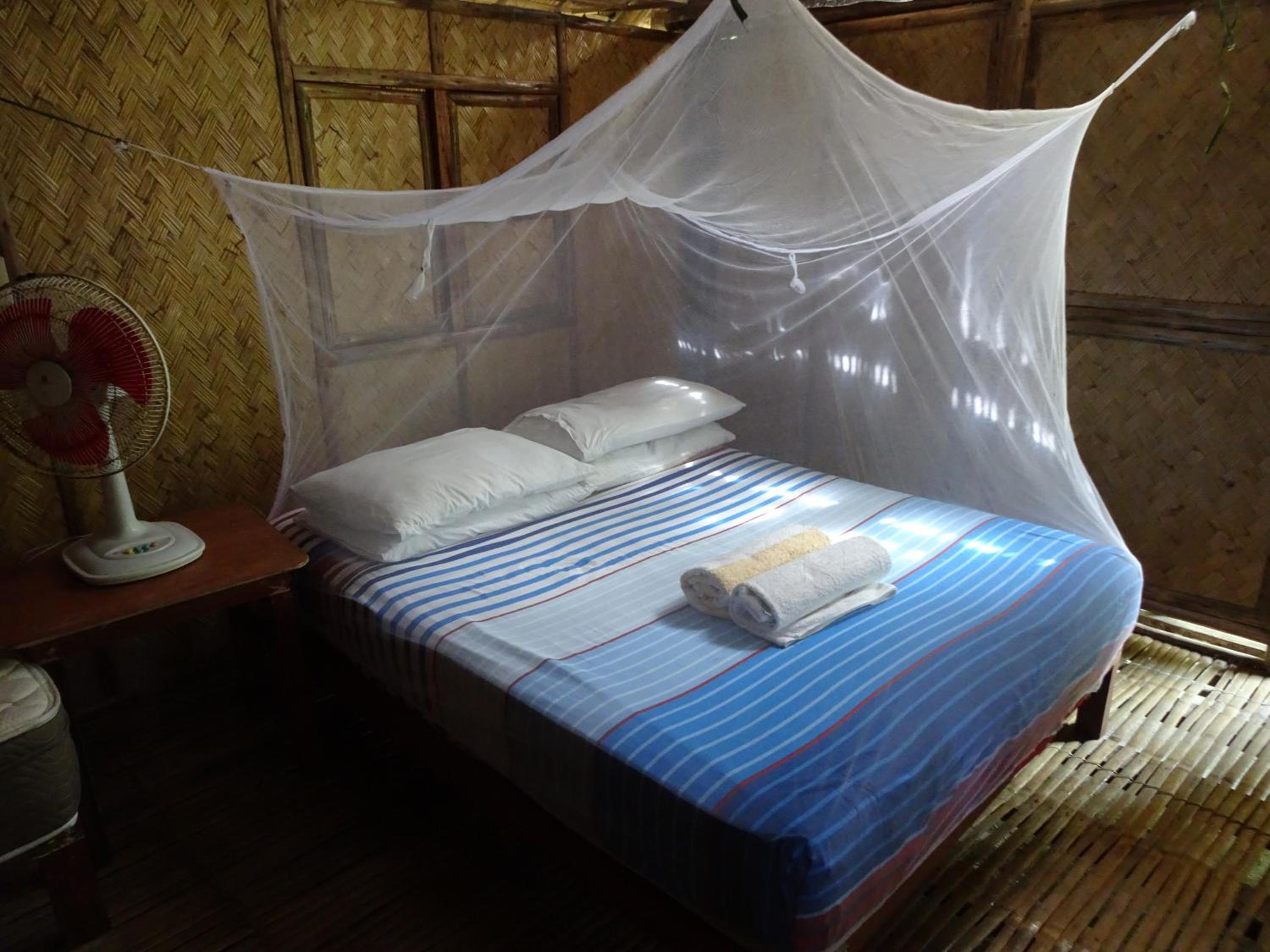Bungalow with Sea View - Photo 2