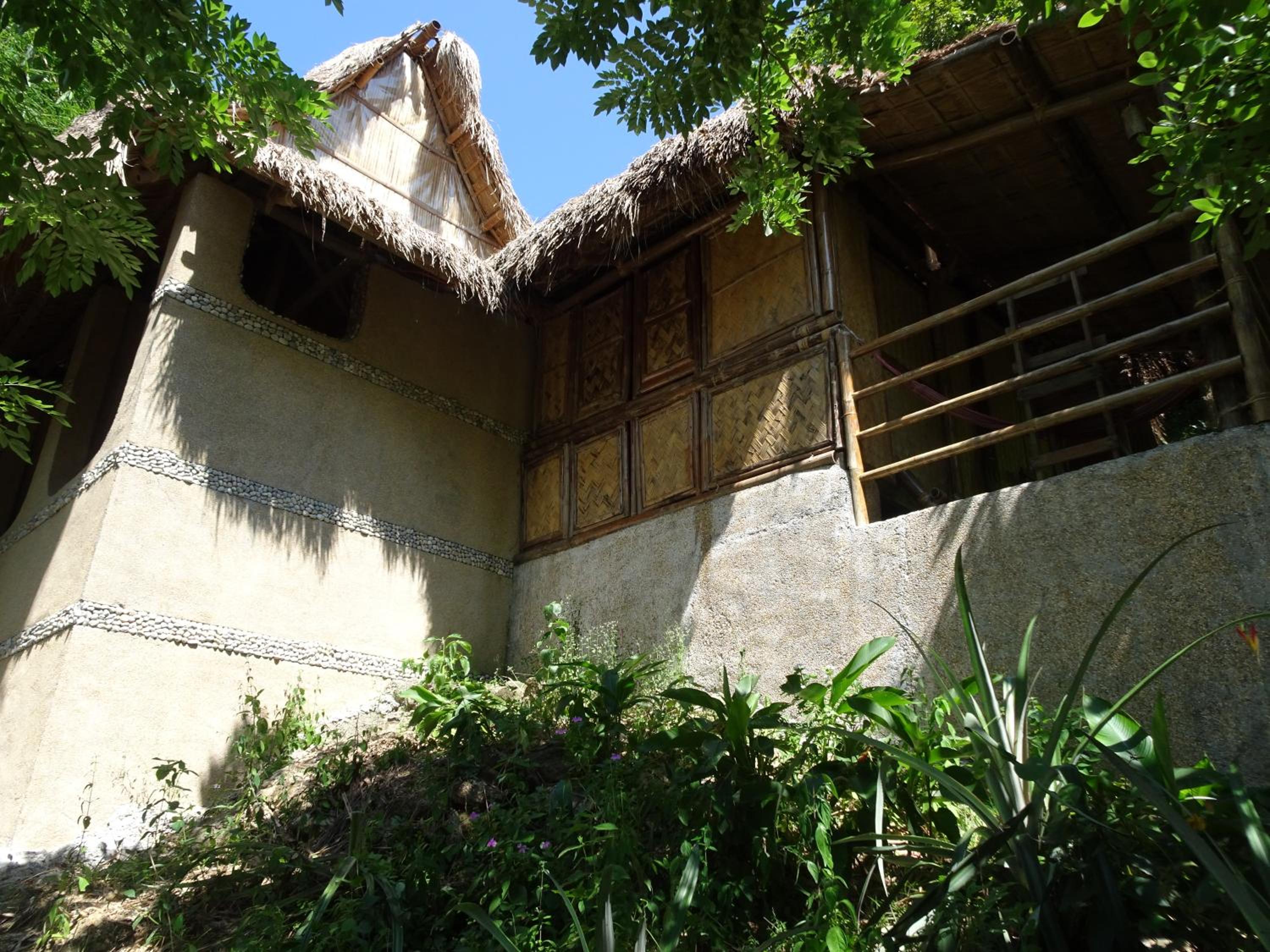 Bungalow with Sea View - Photo 4