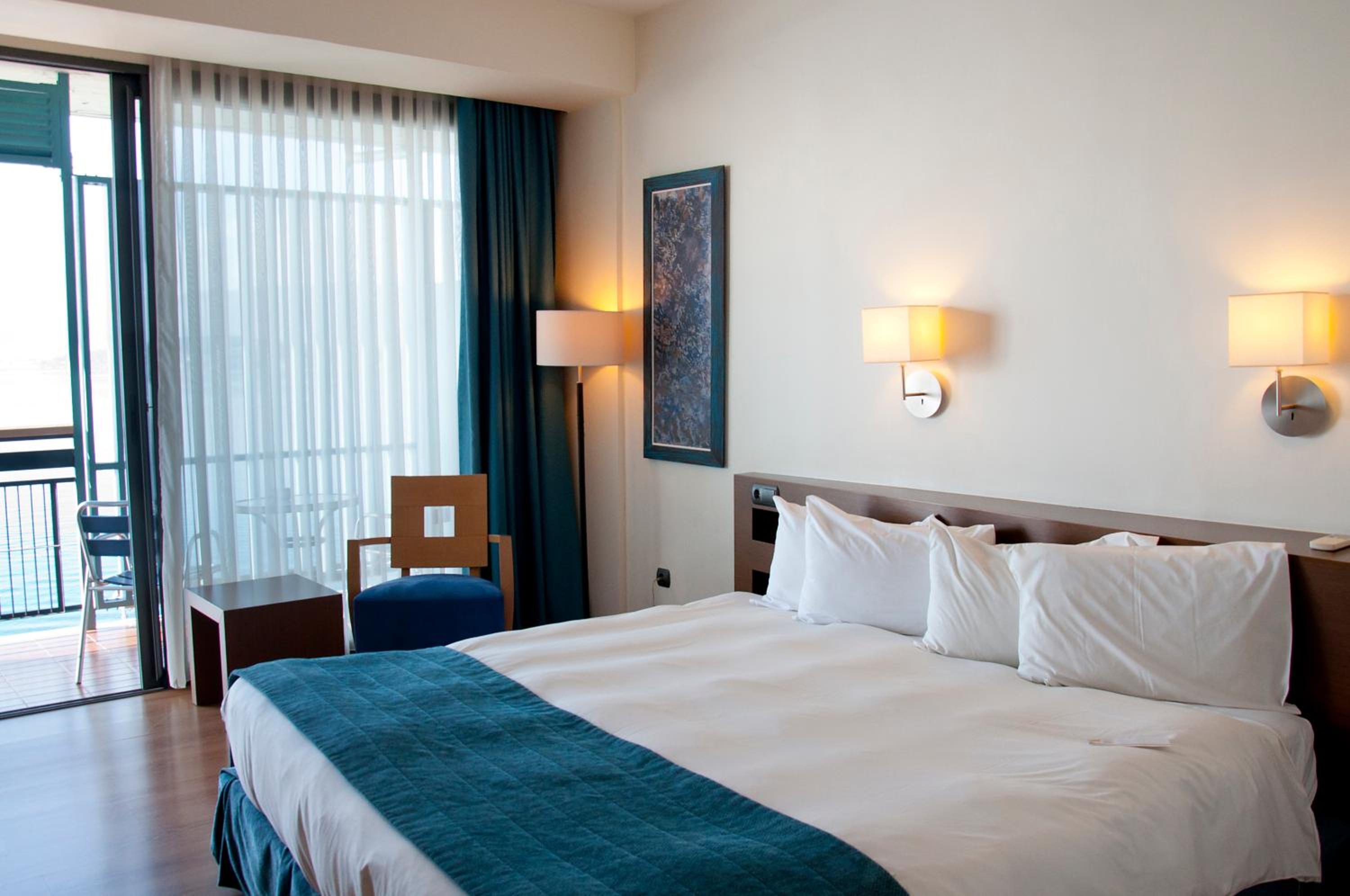 Double Room with Sea View - Photo 5