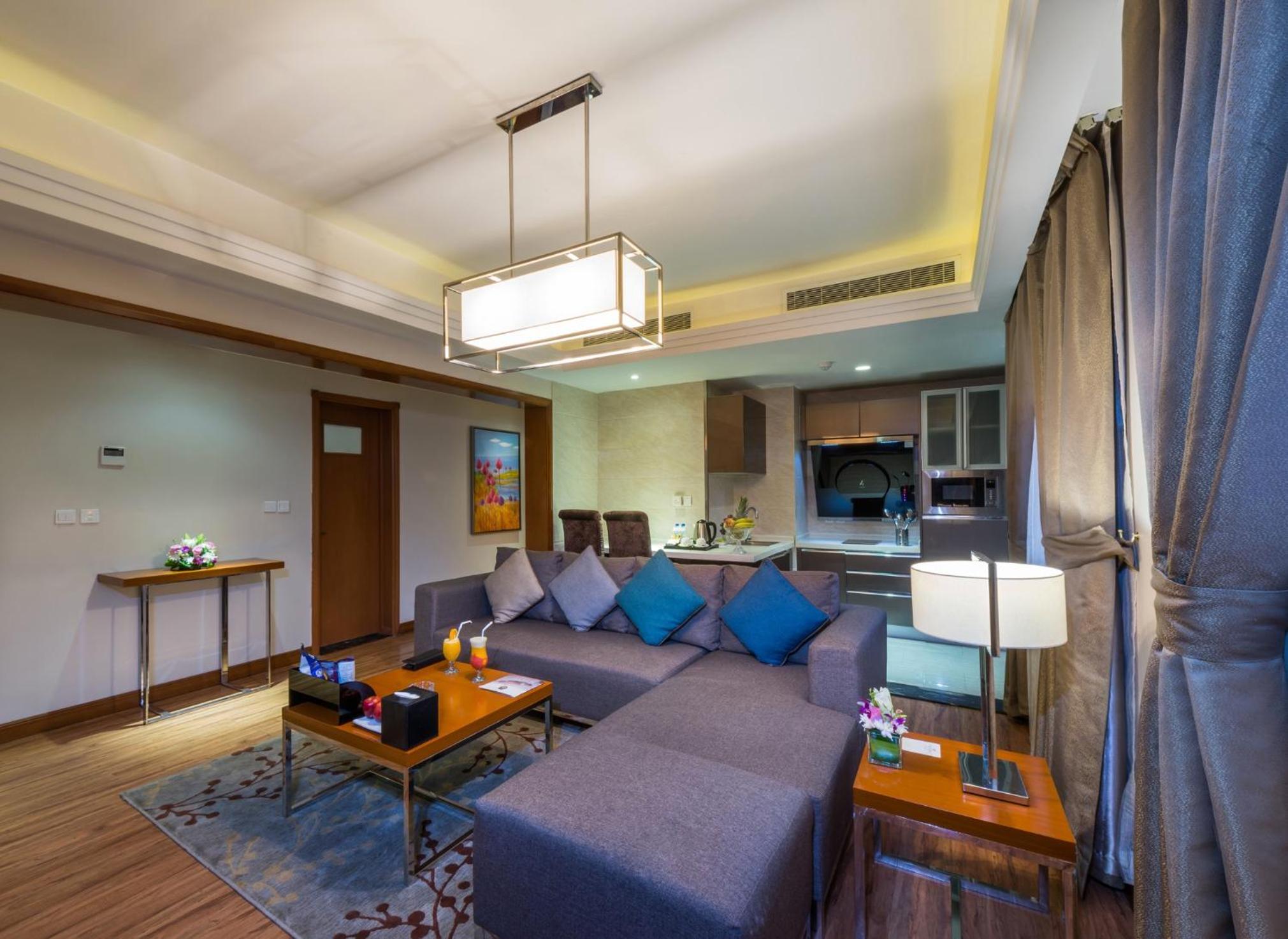 Superior Suite - Photo 4