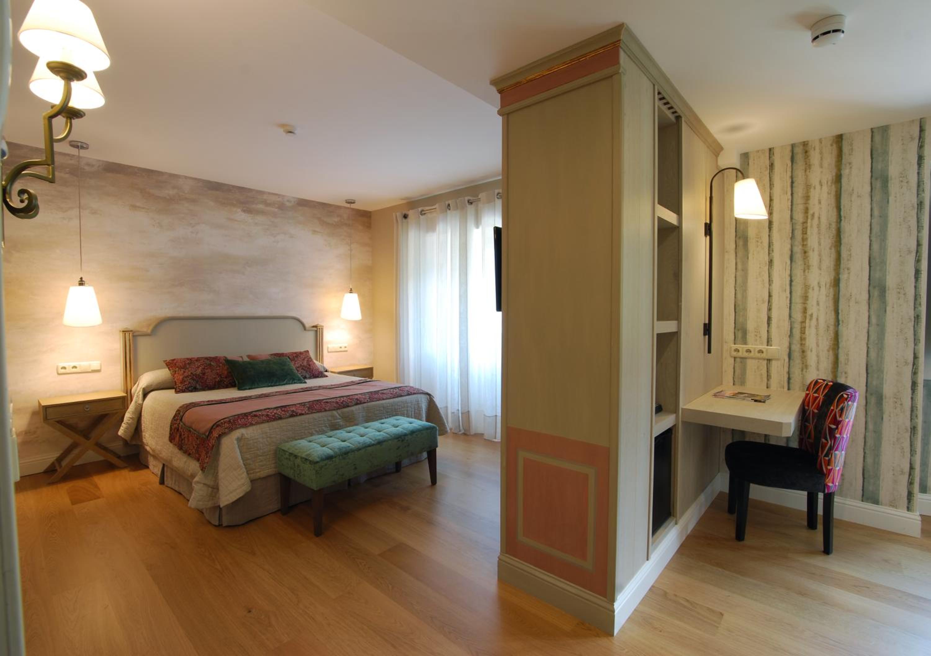 Deluxe Queen Room photo 2