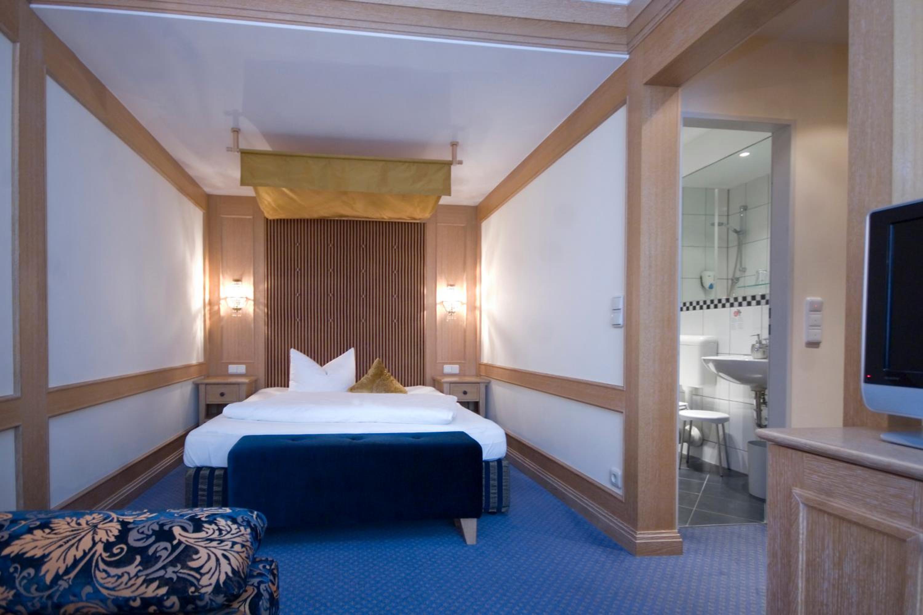 Double Room - Photo 2
