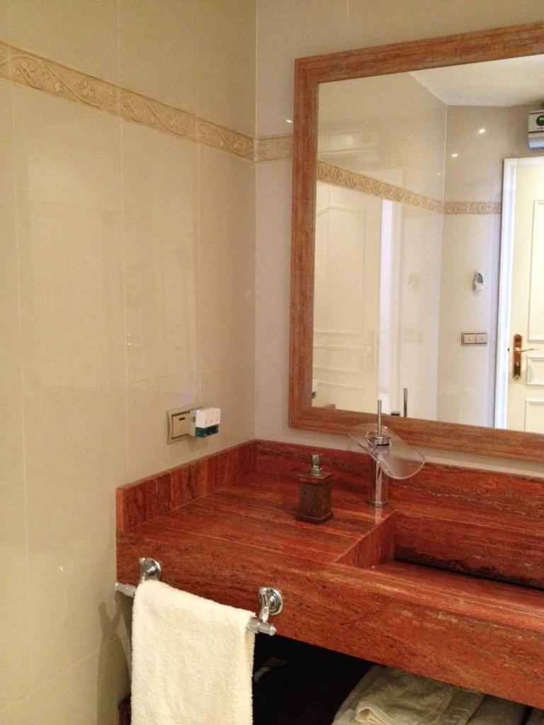 Apartment with Sea View - Photo 20