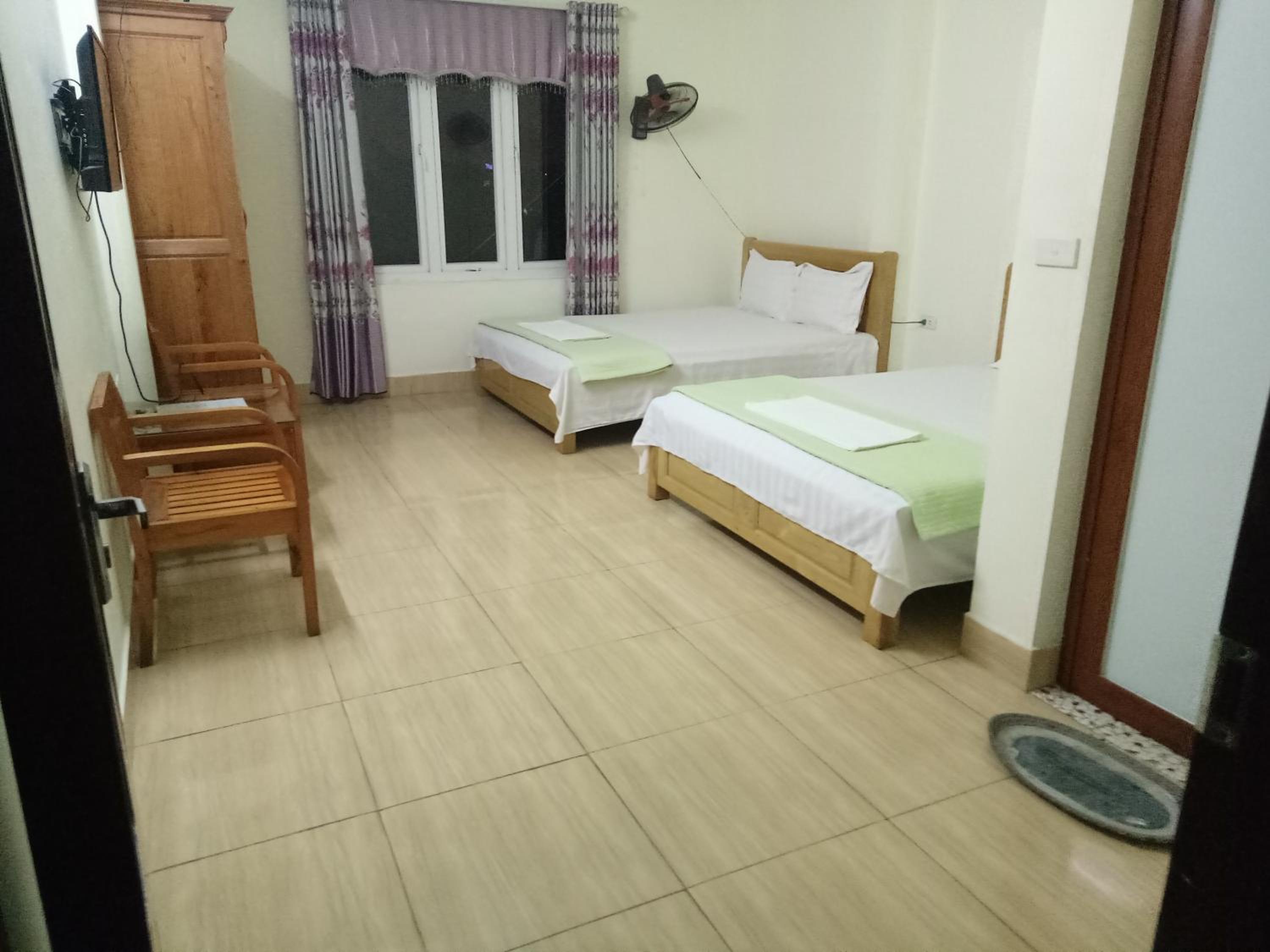 Large Double Room photo 3