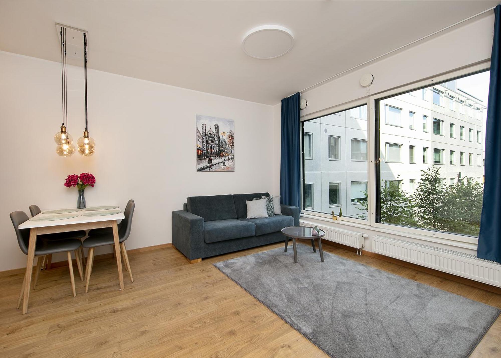 Apartment with Garden View