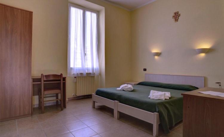 Double or Twin Room - Photo 5