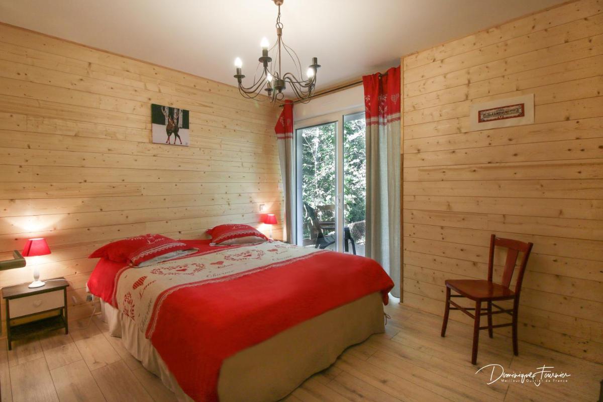 Two-Bedroom House photo 3