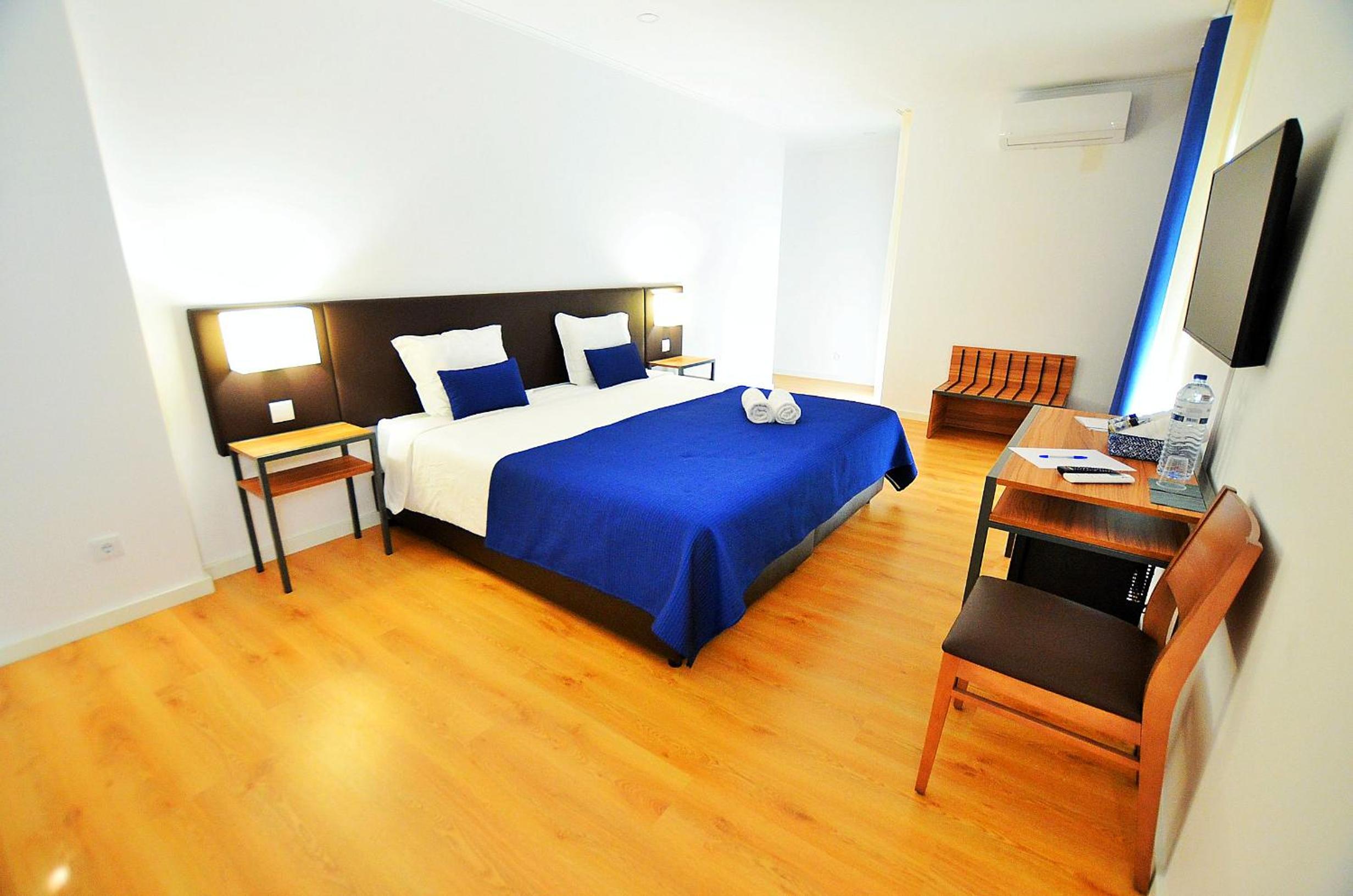 Family Room with Balcony - Photo 9