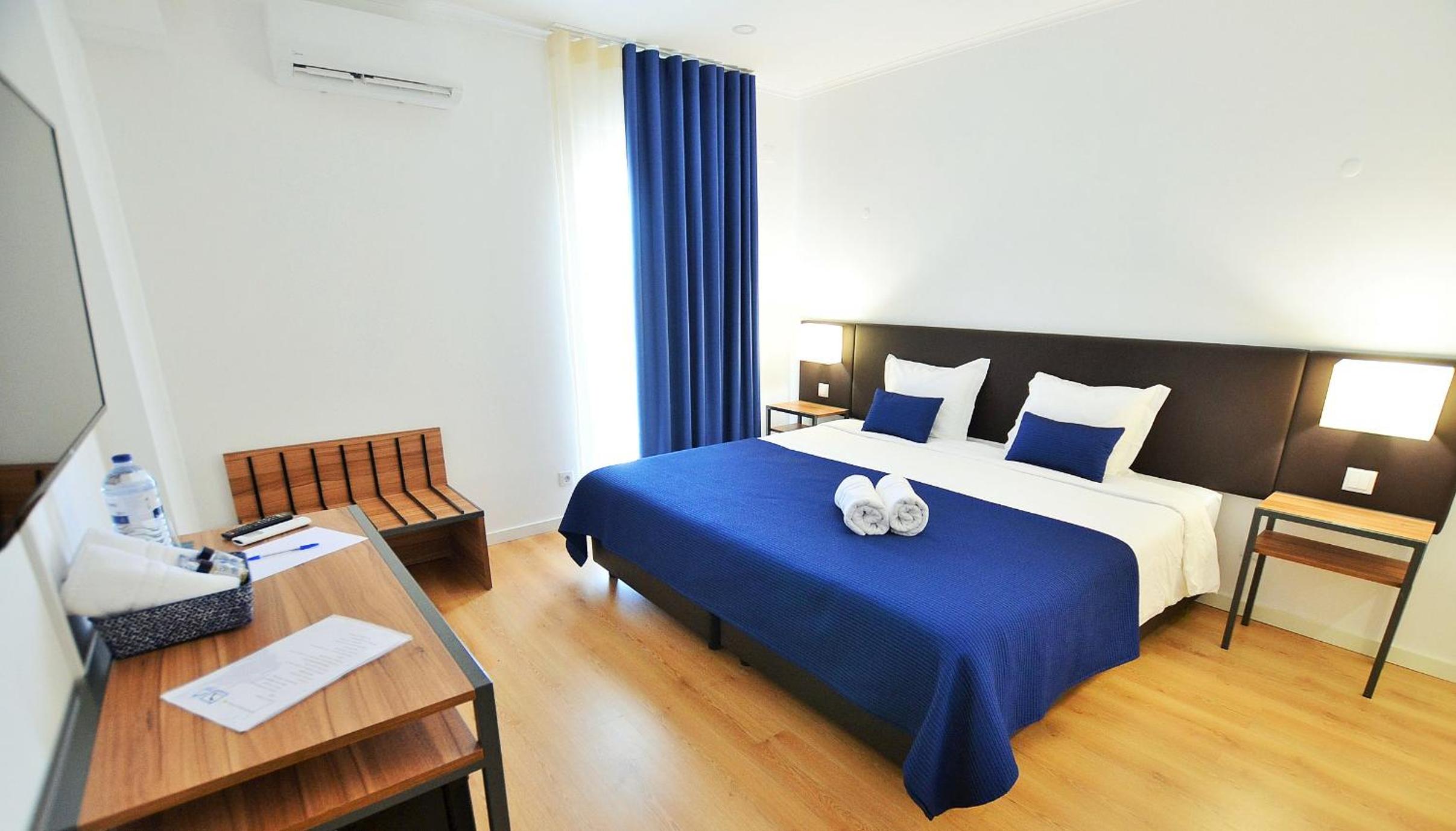 Deluxe Double Room with Balcony - Photo 1