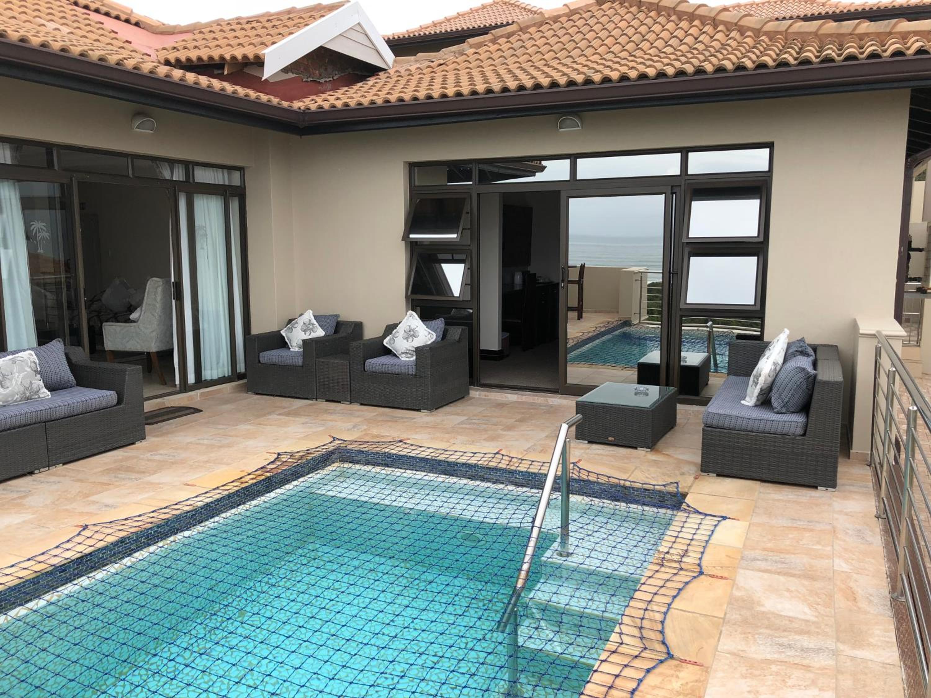 Superior Suite with Sea View - Photo 5