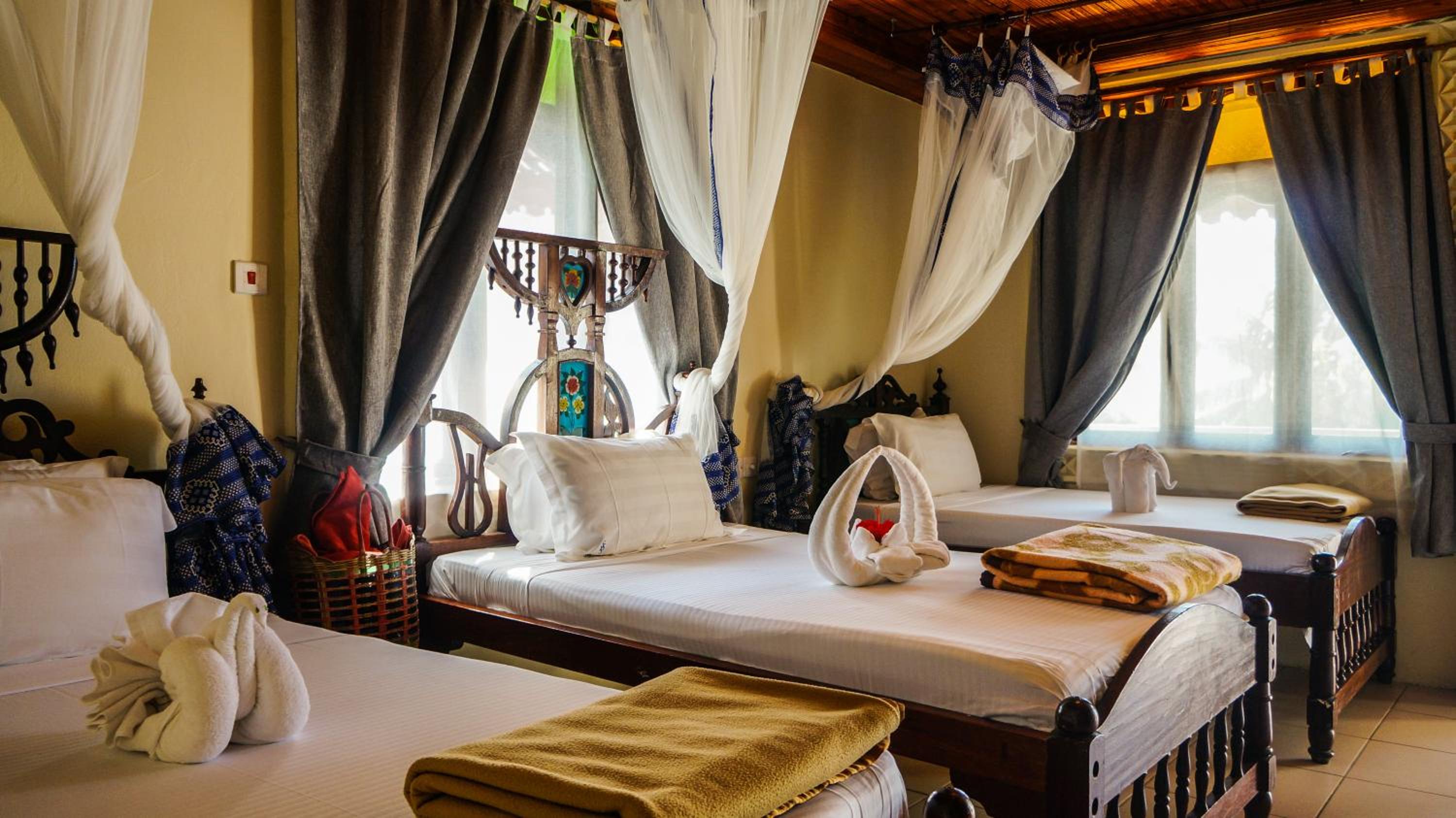 Deluxe Triple Room
